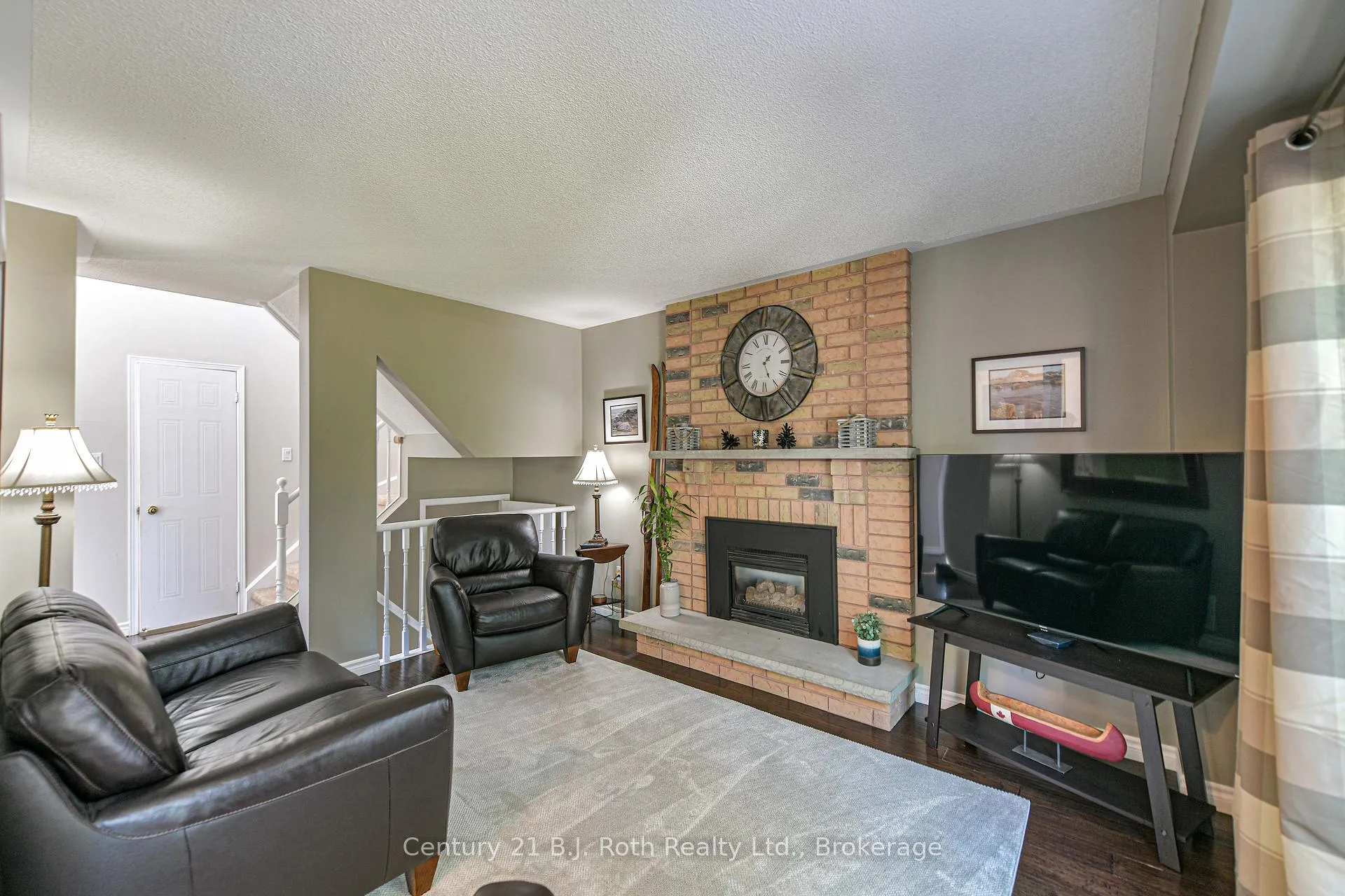 Photo 25 of 34 Brandon Crescent, Orillia — HOMEH
