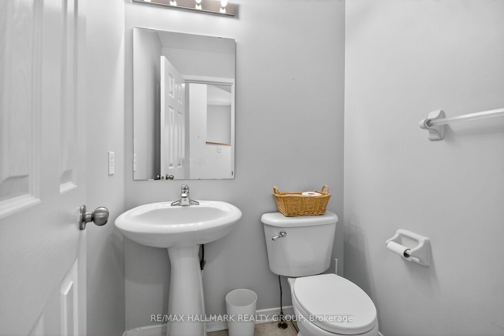 Photo 10 of 1505 Demeter Street, Ottawa, Fallingbrook/Gardenway South — HOMEH