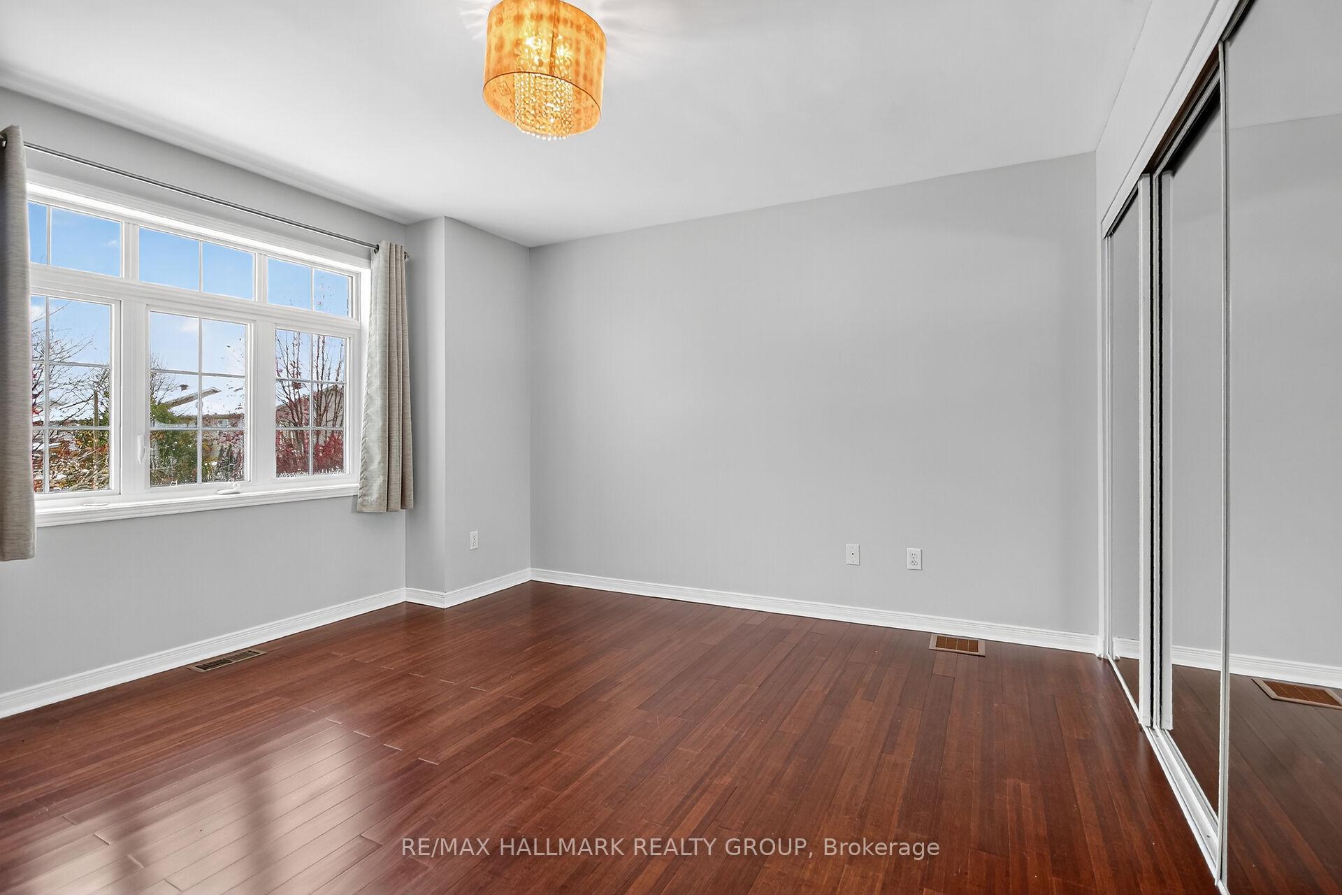 Photo 20 of 1505 Demeter Street, Ottawa, Fallingbrook/Gardenway South — HOMEH