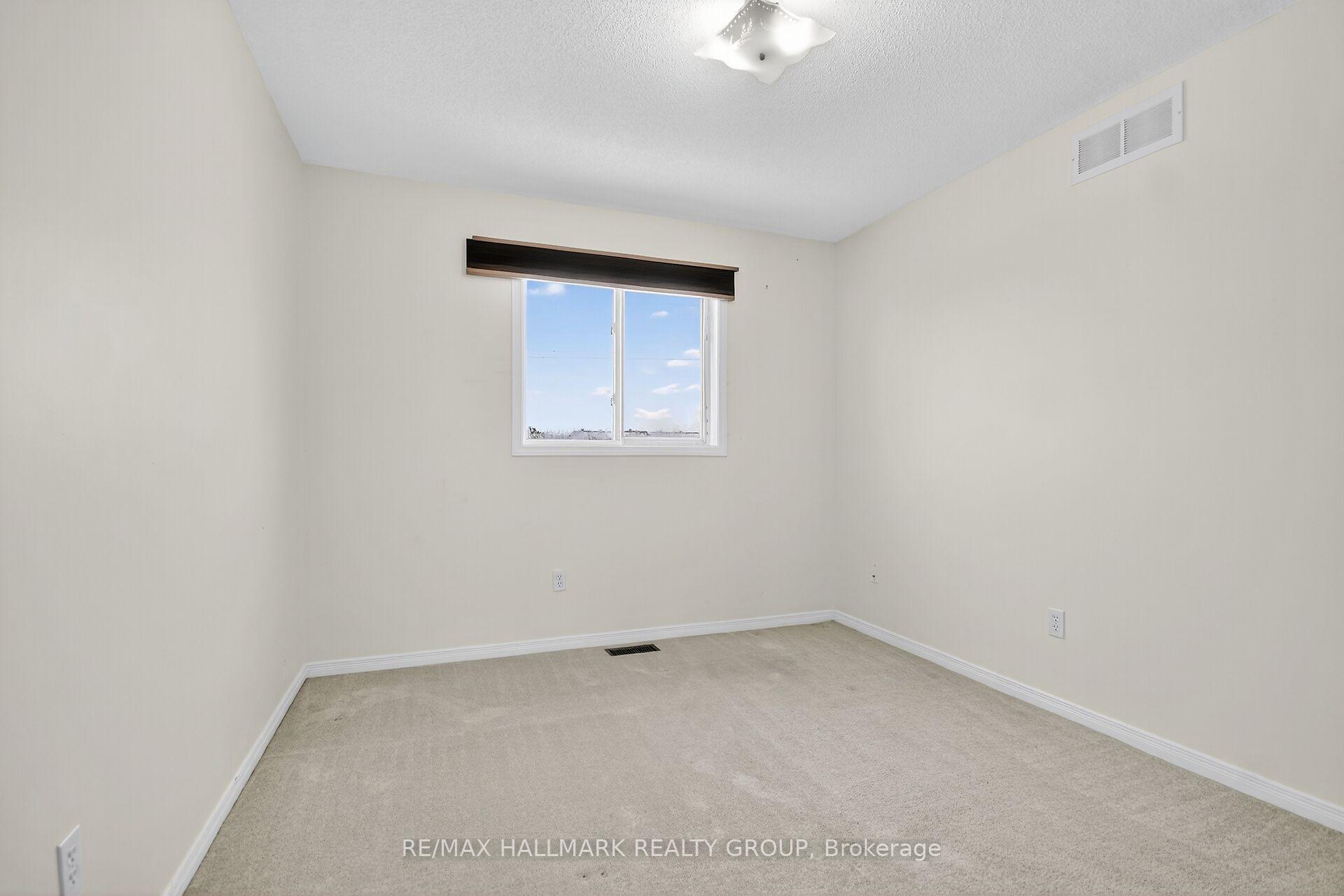 Photo 26 of 1505 Demeter Street, Ottawa, Fallingbrook/Gardenway South — HOMEH