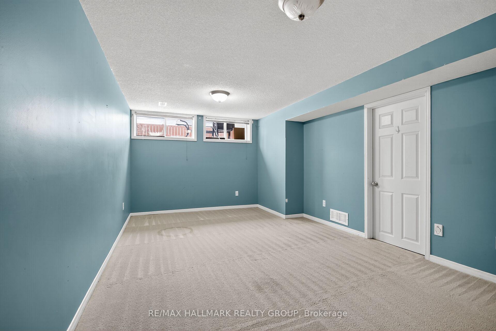 Photo 35 of 1505 Demeter Street, Ottawa, Fallingbrook/Gardenway South — HOMEH
