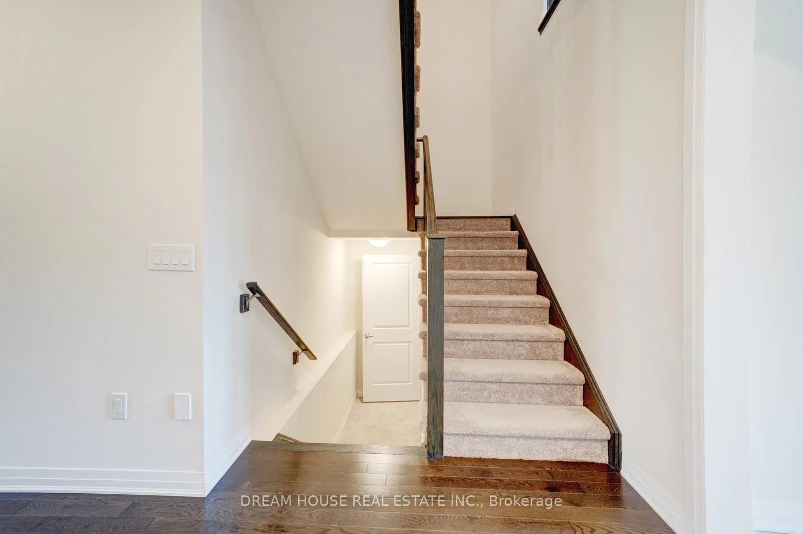 Photo 17 of 4191 Cherry Heights Boulevard, Lincoln, Beamsville — HOMEH