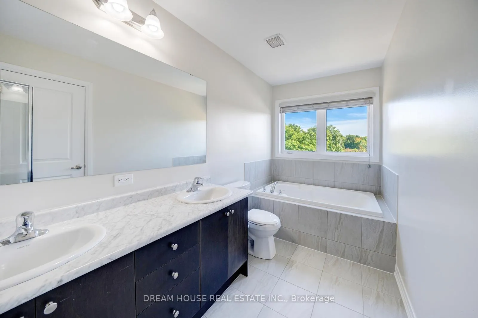 Photo 25 of 4191 Cherry Heights Boulevard, Lincoln, Beamsville — HOMEH