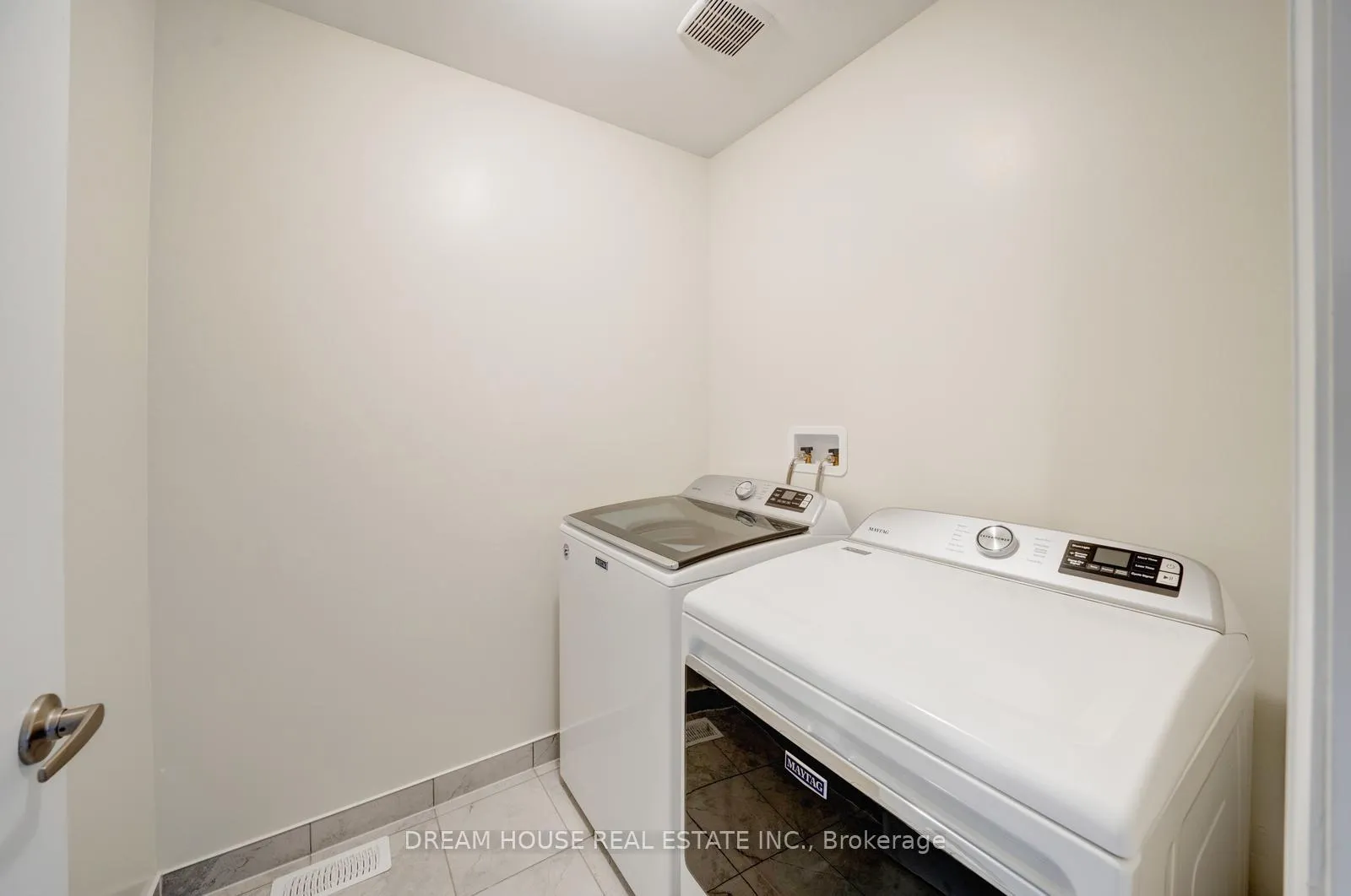 Photo 27 of 4191 Cherry Heights Boulevard, Lincoln, Beamsville — HOMEH