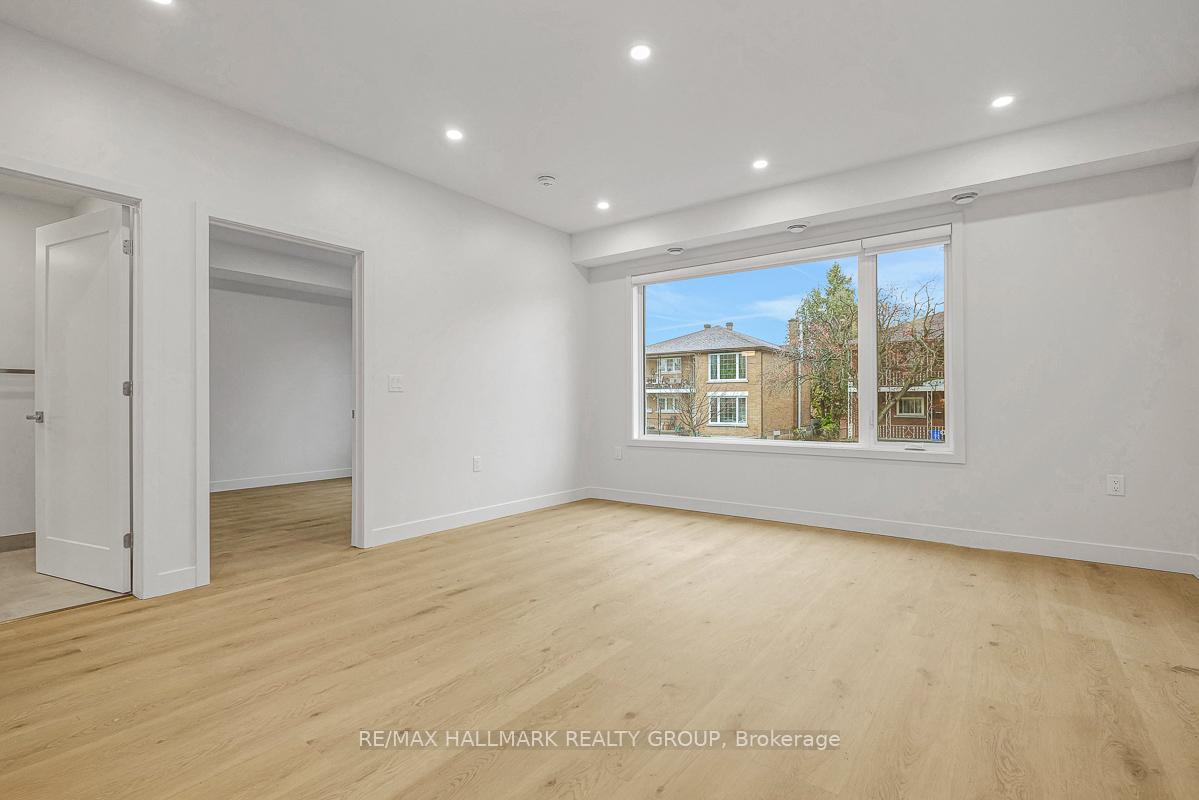 Photo 6 of Unit 3, 199 Columbus Avenue, Ottawa, Overbrook/Castle Heights — HOMEH
