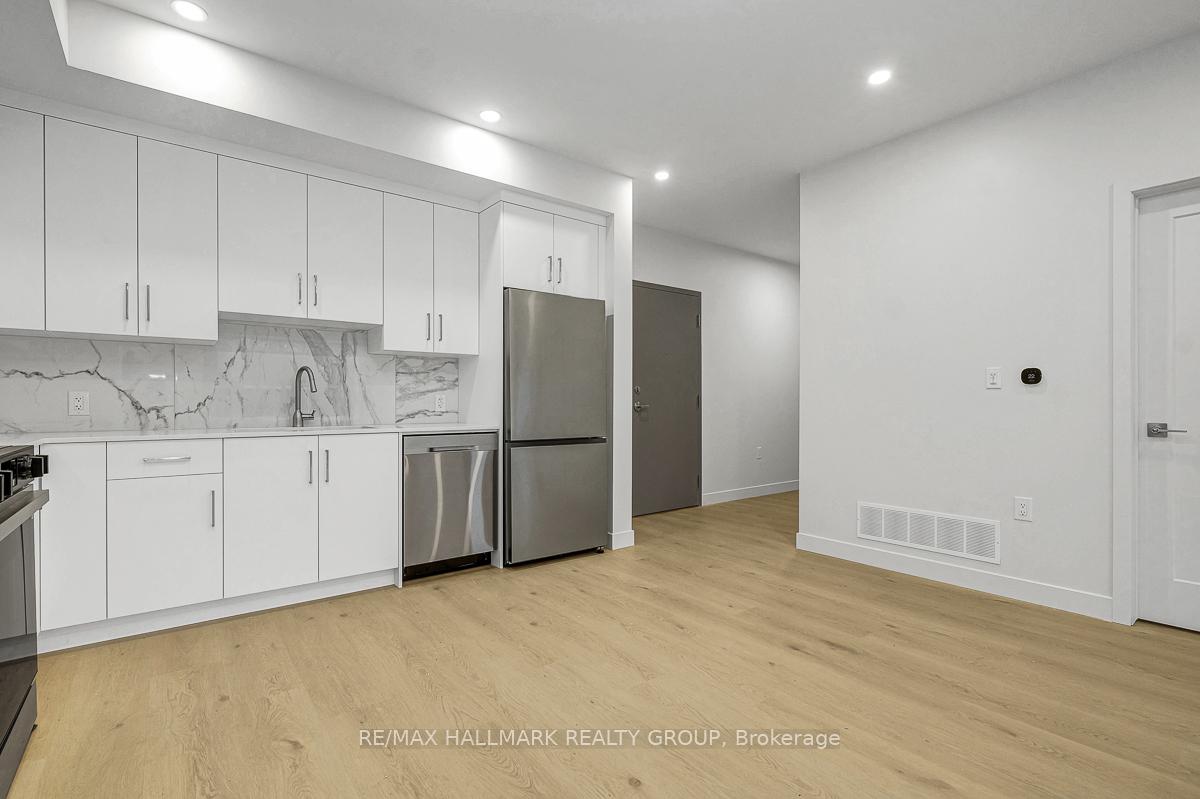 Photo 14 of Unit 3, 199 Columbus Avenue, Ottawa, Overbrook/Castle Heights — HOMEH