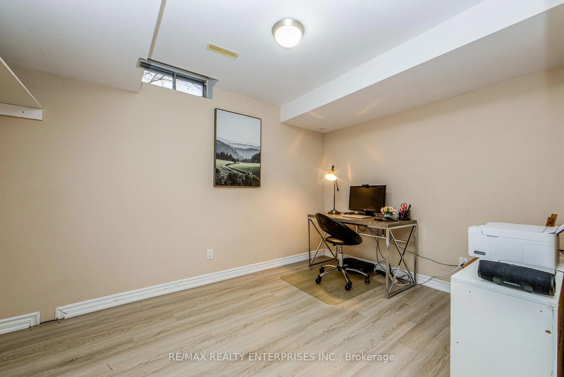 Photo 29 of 1387 Chedboro Crescent, Oakville, Clearview — HOMEH