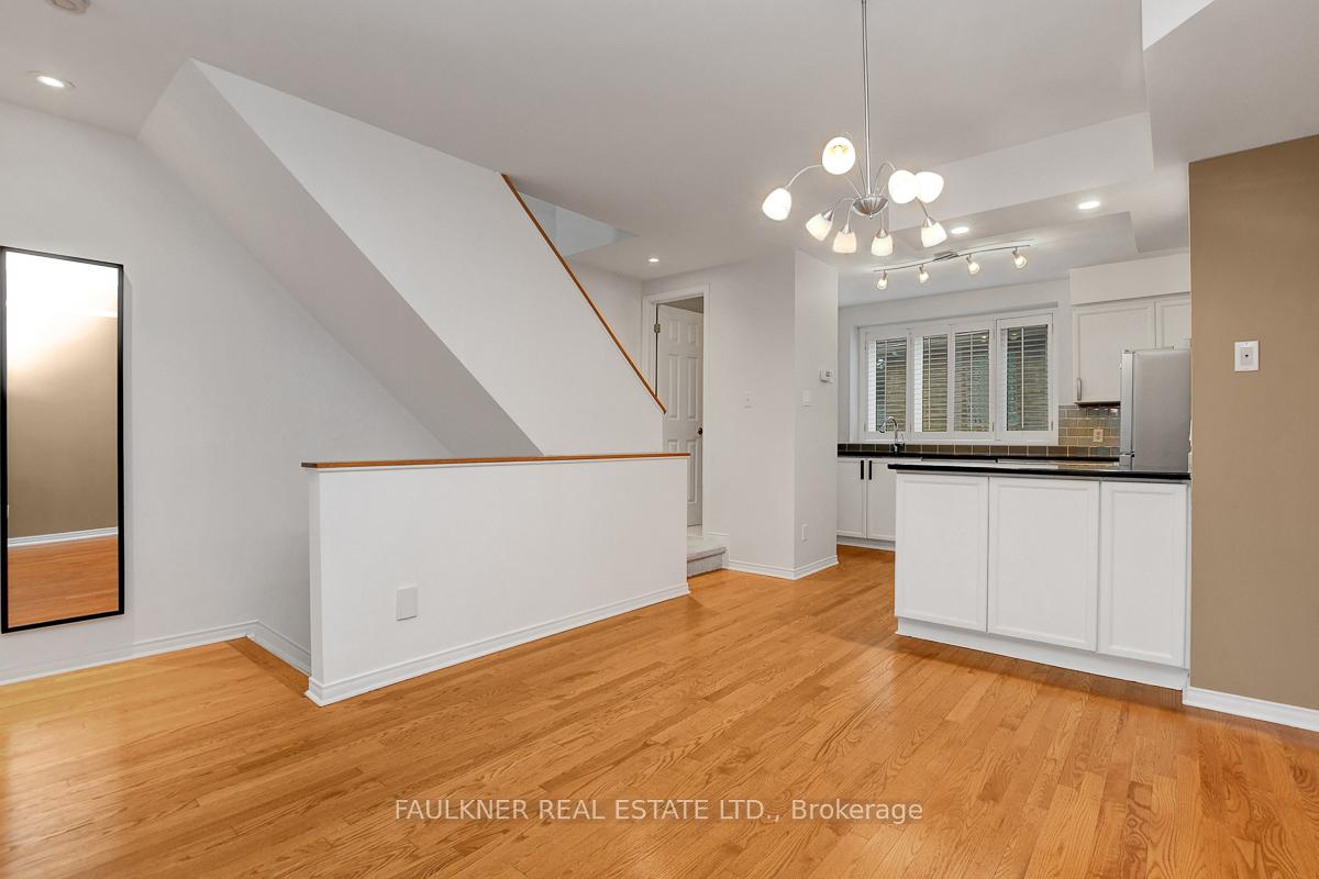 Photo 4 of 4 Cornerstone Private, Ottawa, Ottawa Centre/Golden Triangle — HOMEH