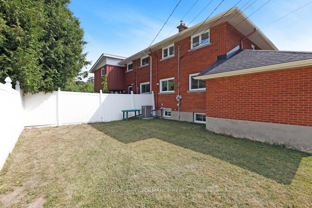 Photo 33 of 2265 Iris Street, Ottawa, Kenson Park — HOMEH