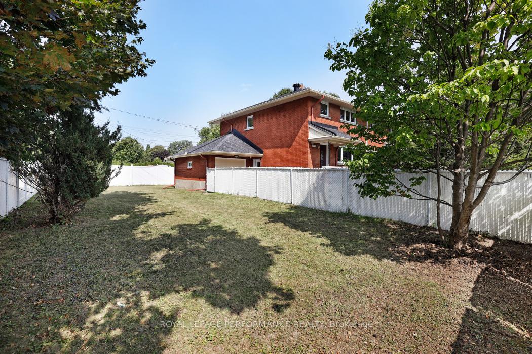 Photo 34 of 2265 Iris Street, Ottawa, Kenson Park — HOMEH