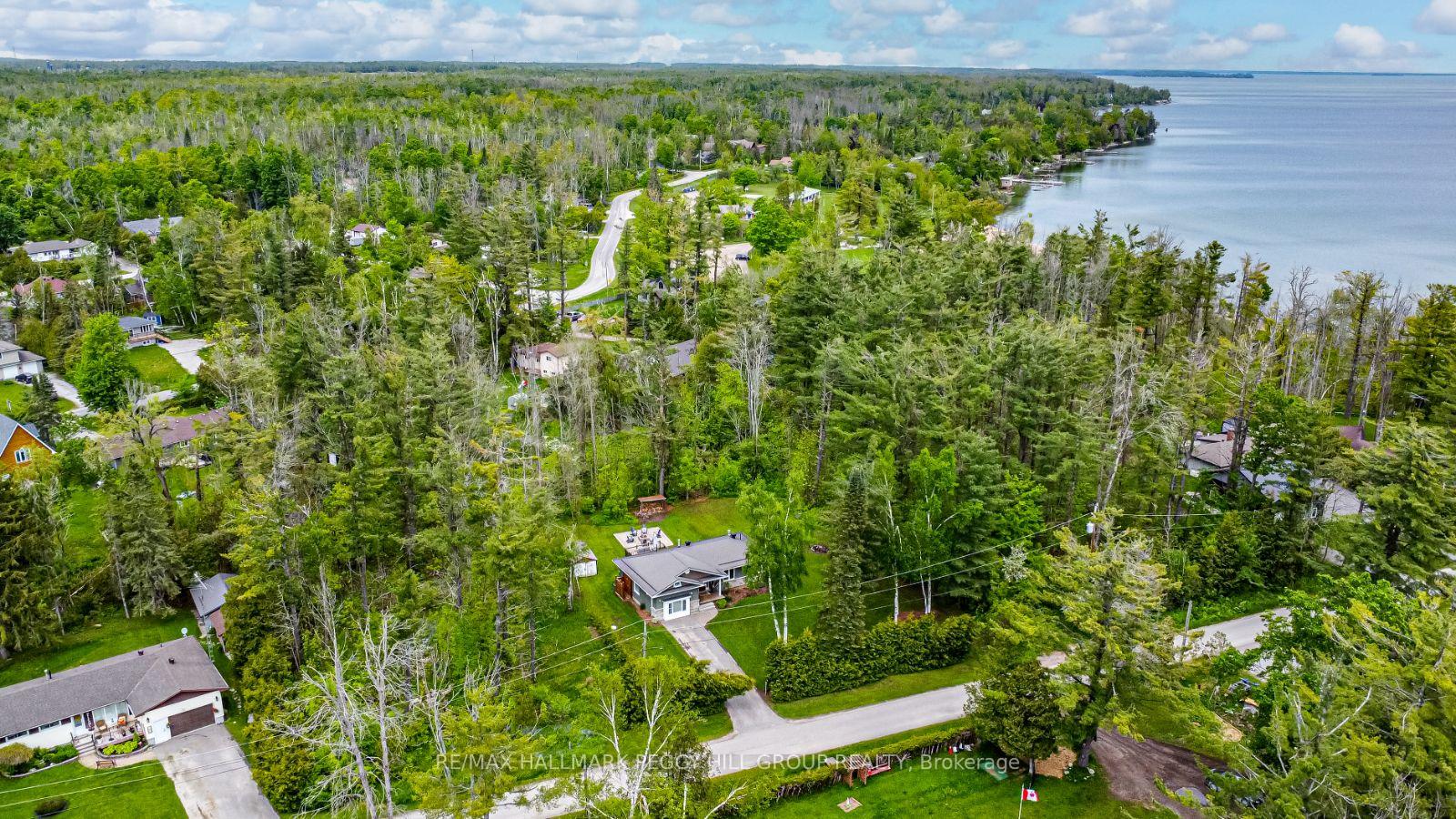 Photo 2 of 61 Grandview Crescent, Oro-Medonte, Rural Oro-Medonte — HOMEH
