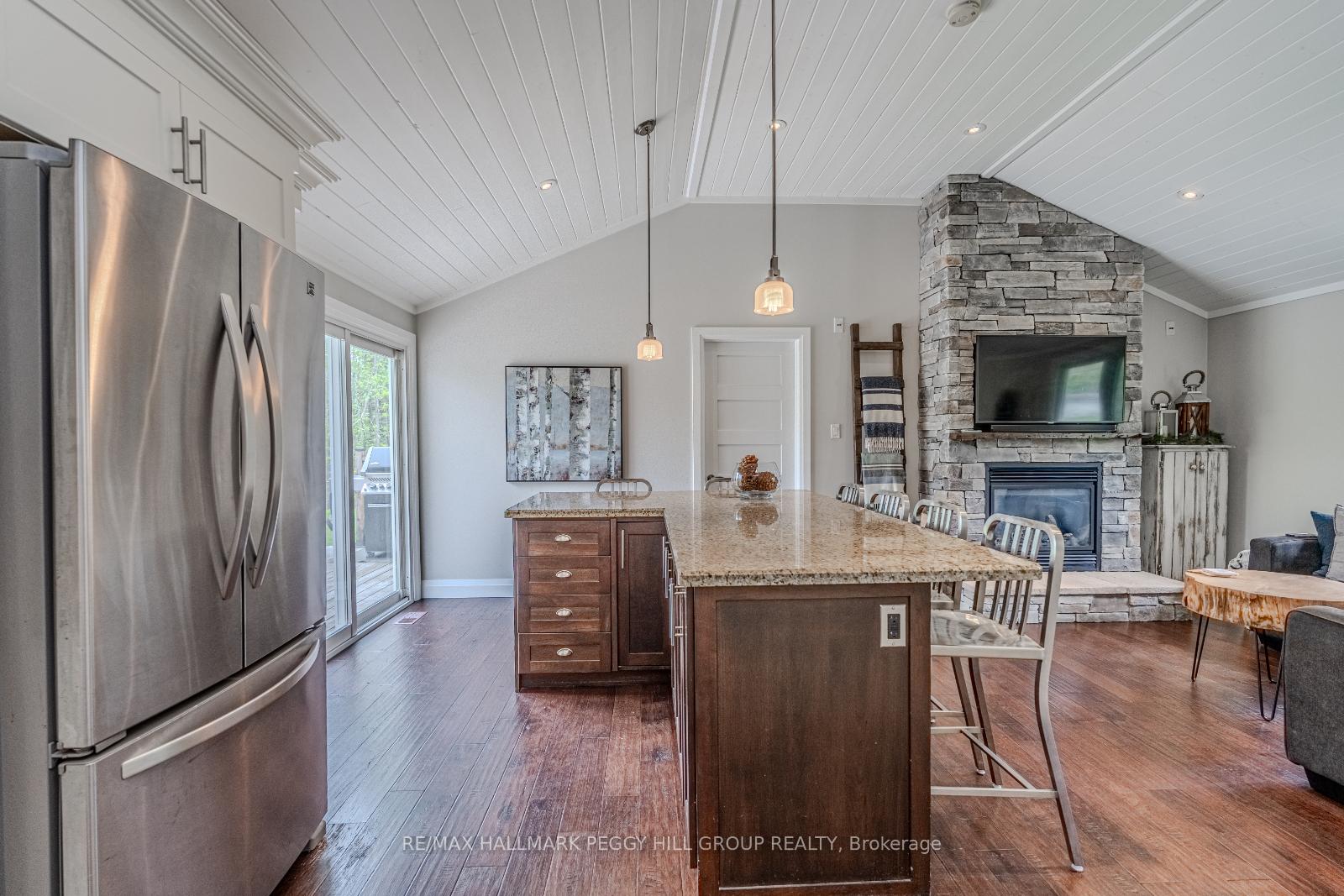 Photo 7 of 61 Grandview Crescent, Oro-Medonte, Rural Oro-Medonte — HOMEH
