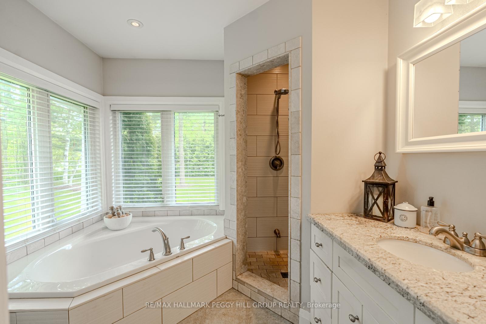 Photo 13 of 61 Grandview Crescent, Oro-Medonte, Rural Oro-Medonte — HOMEH