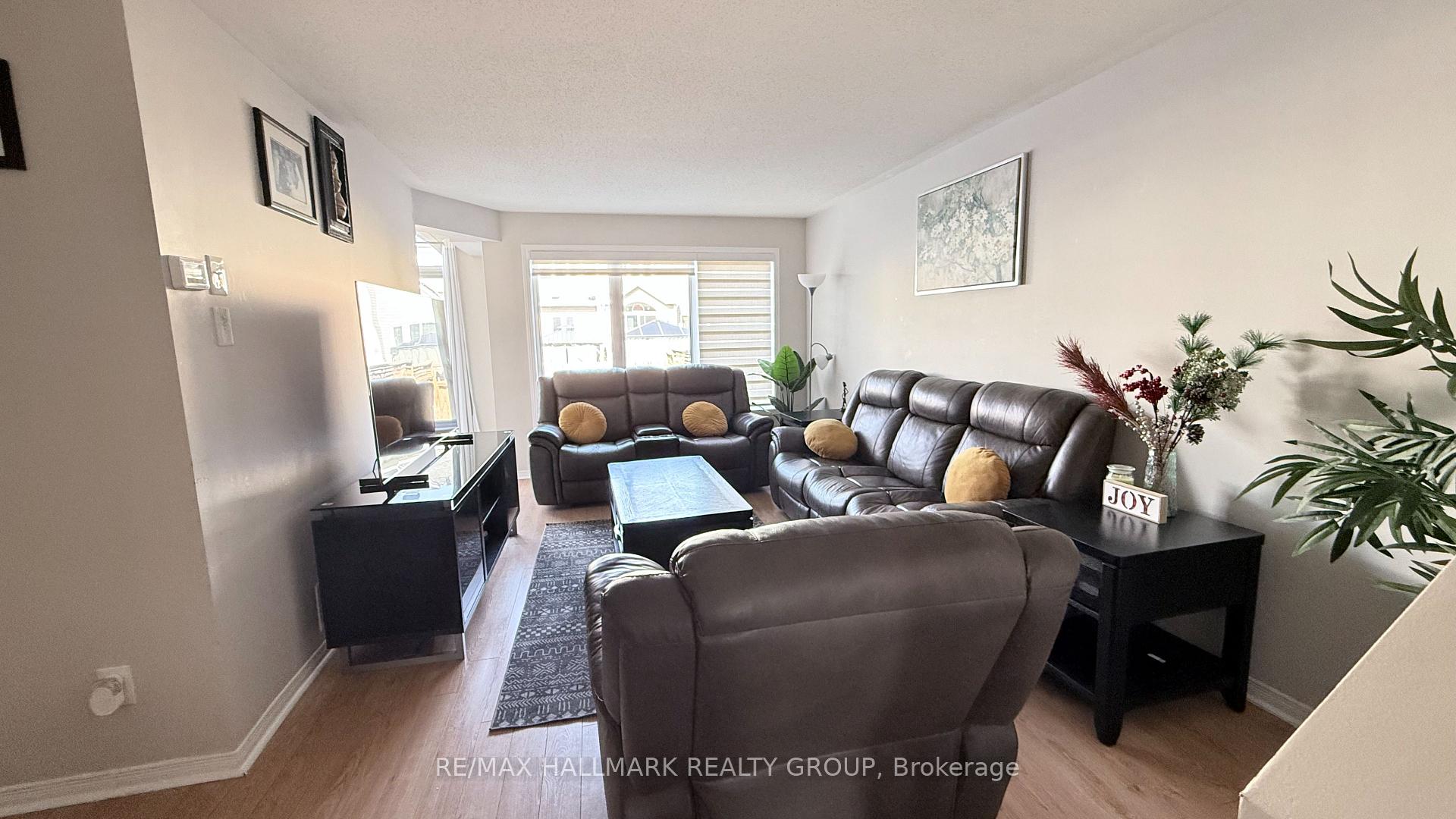 Photo 6 of 261 Monaco Place, Ottawa, Avalon East — HOMEH