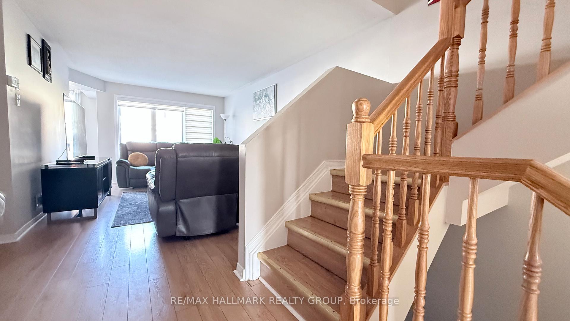 Photo 9 of 261 Monaco Place, Ottawa, Avalon East — HOMEH