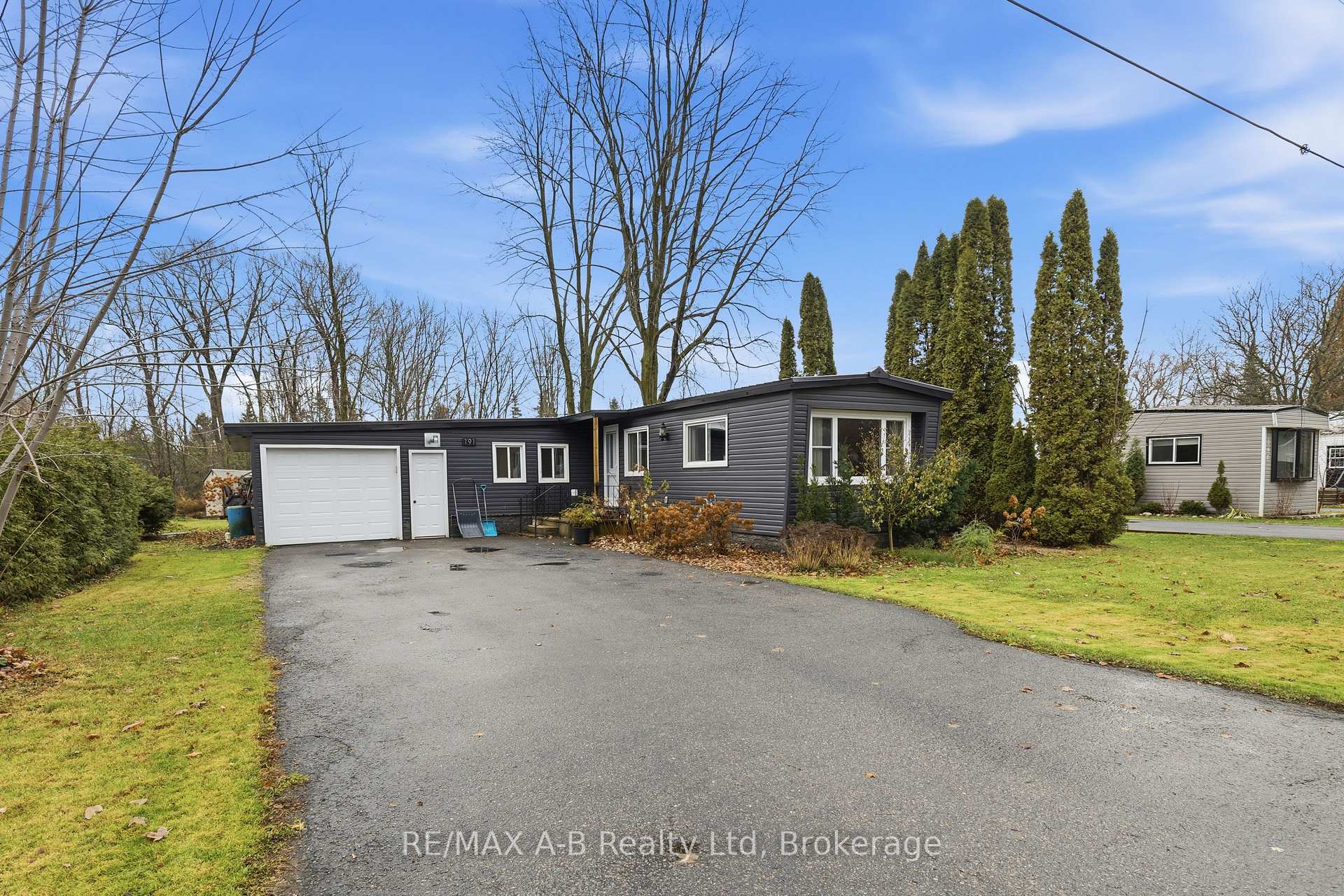Photo 1 of 191 Cedar Road, Perth East, Crystal Lake — HOMEH