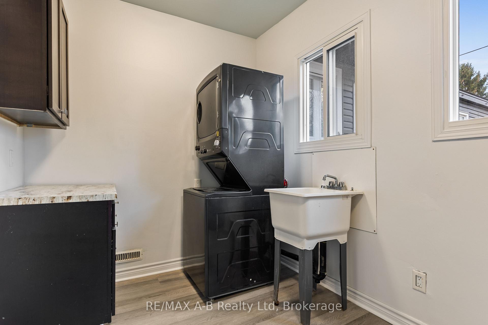 Photo 28 of 191 Cedar Road, Perth East, Crystal Lake — HOMEH