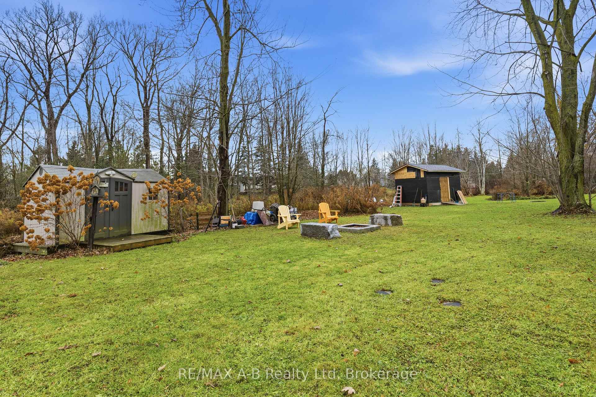 Photo 34 of 191 Cedar Road, Perth East, Crystal Lake — HOMEH