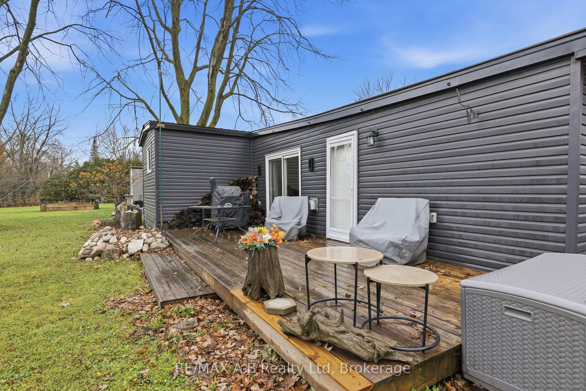 Photo 35 of 191 Cedar Road, Perth East, Crystal Lake — HOMEH