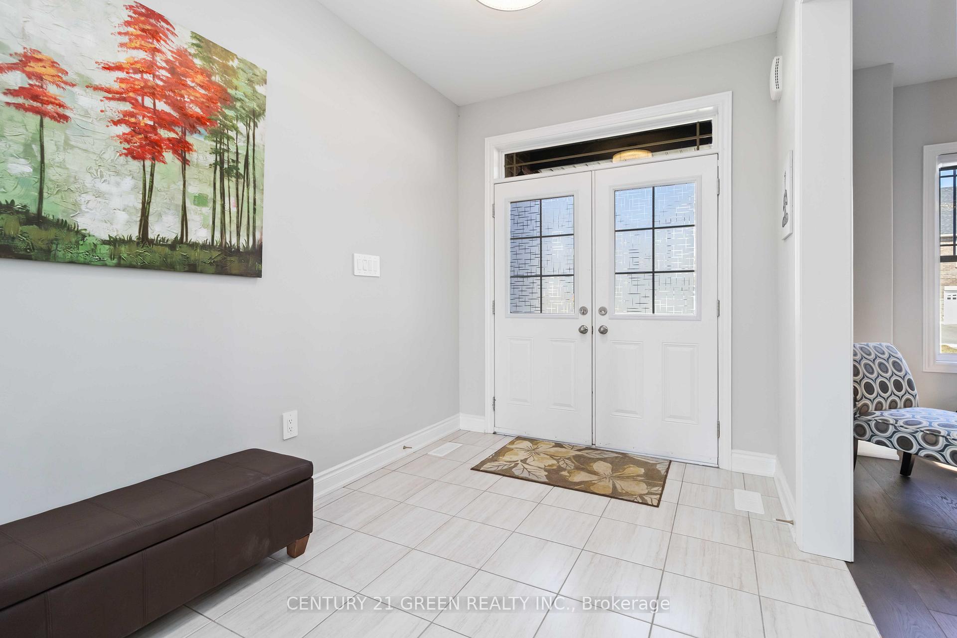 Photo 3 of 3044 Sierra Drive, Orillia — HOMEH