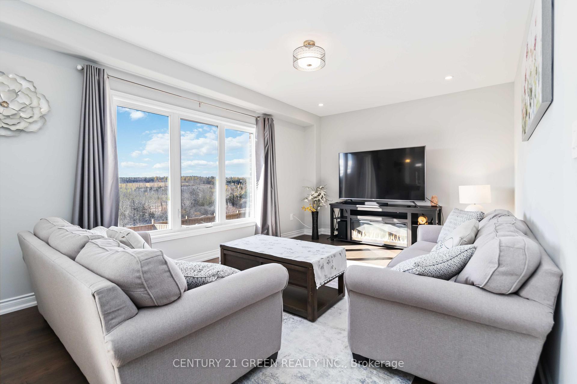 Photo 10 of 3044 Sierra Drive, Orillia — HOMEH