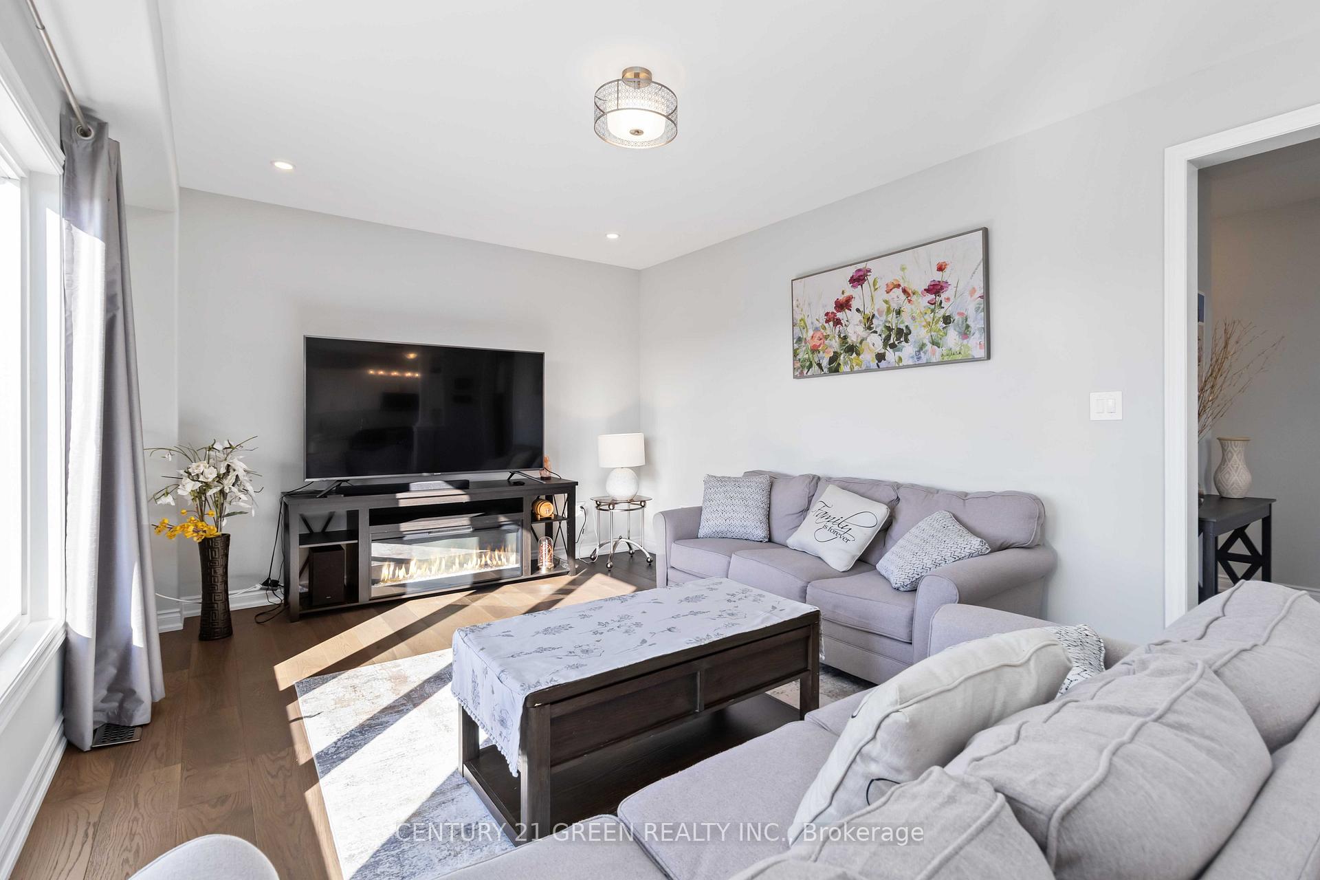 Photo 13 of 3044 Sierra Drive, Orillia — HOMEH