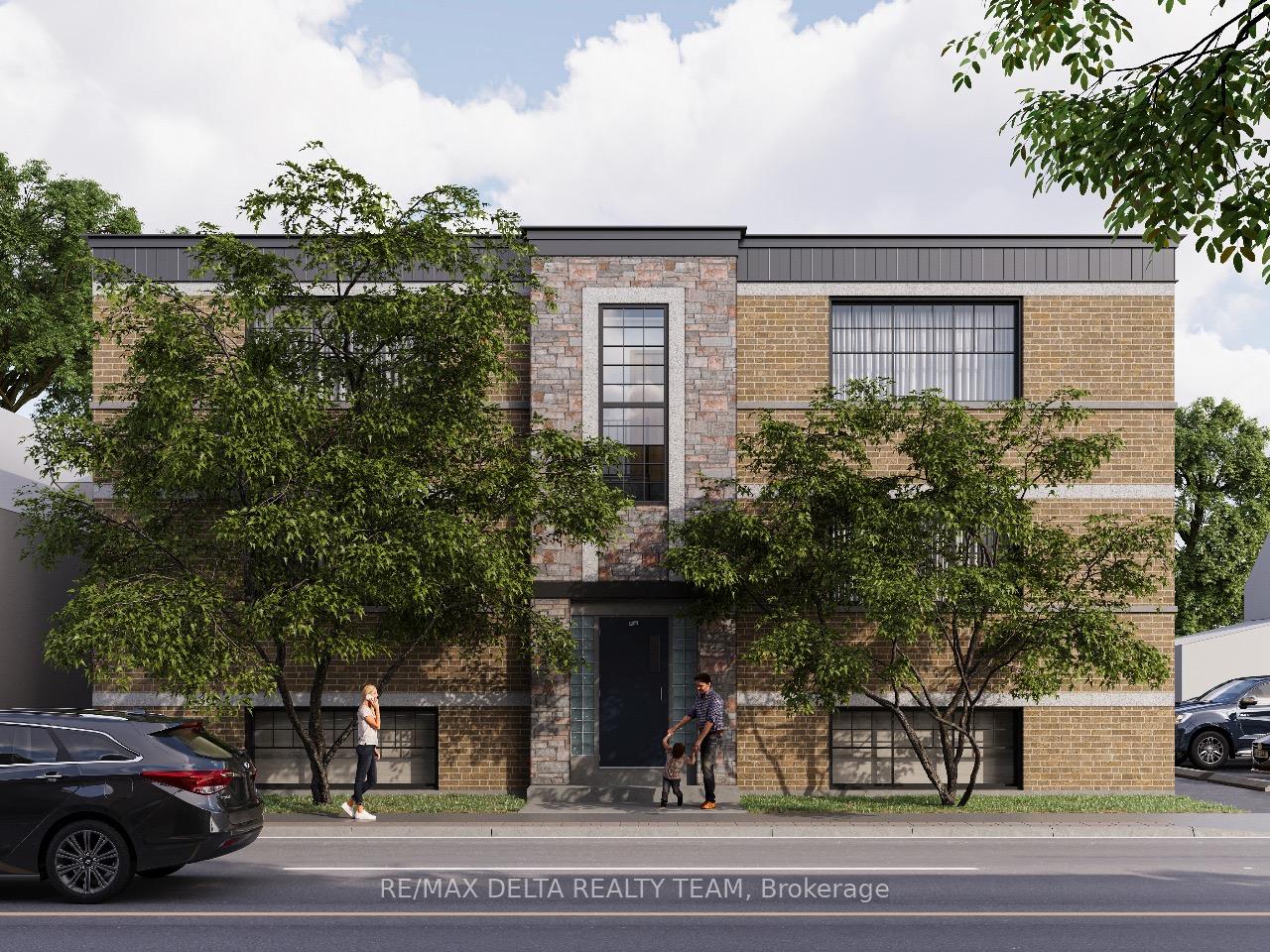Front of Unit 205, 658 Somerset Street W