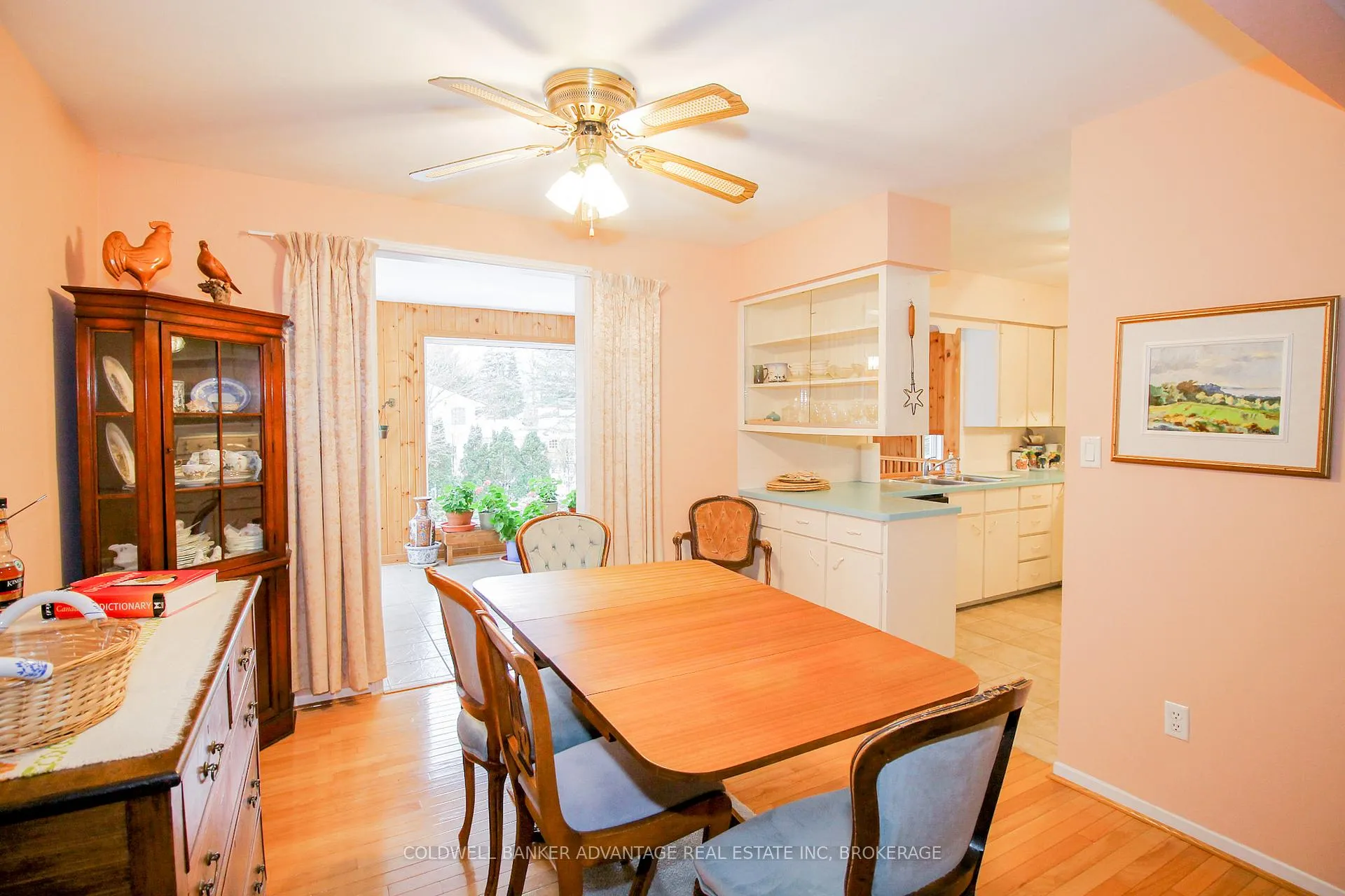 Photo 11 of 8 Bigelow Crescent, Pelham, Fonthill — HOMEH