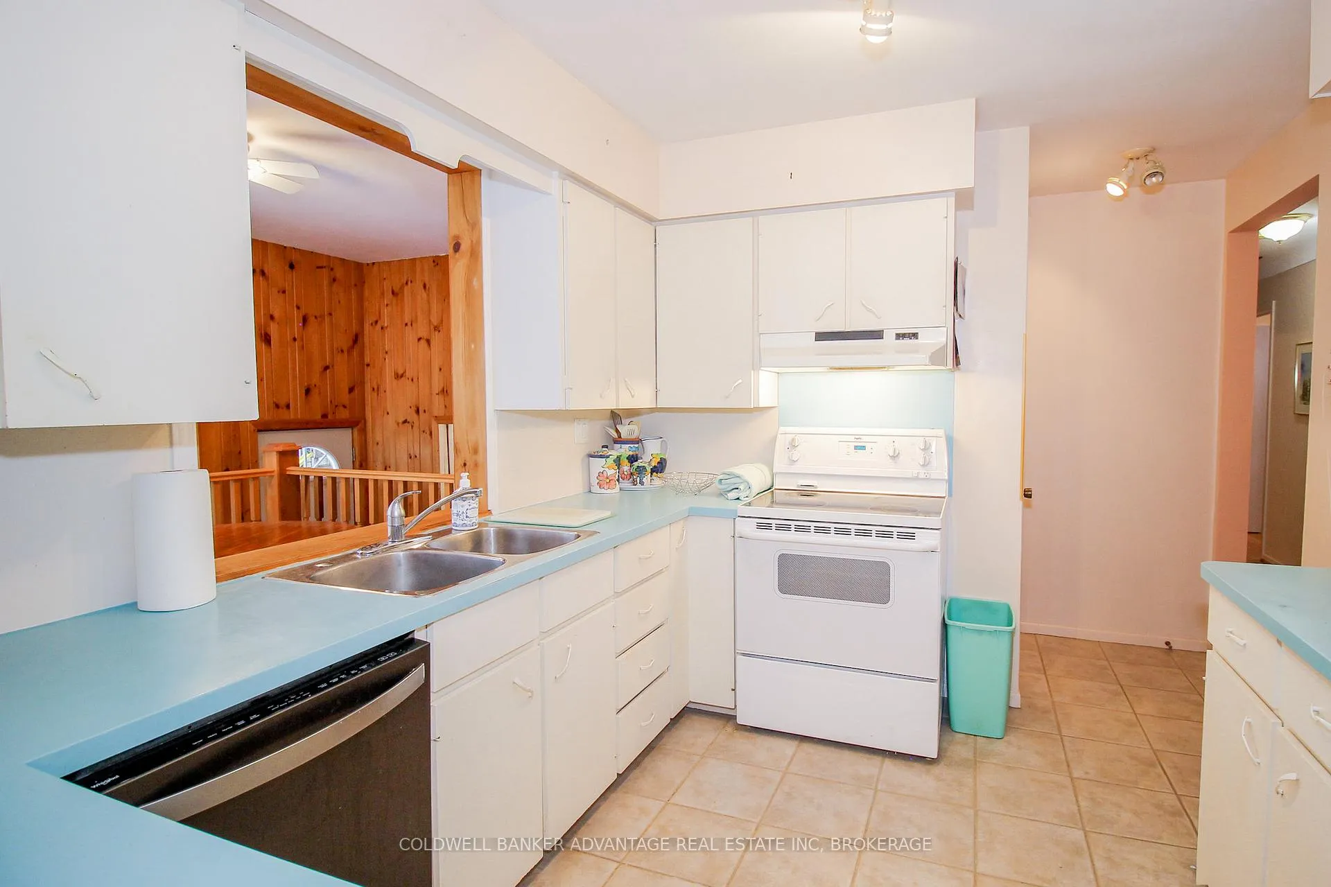 Photo 15 of 8 Bigelow Crescent, Pelham, Fonthill — HOMEH
