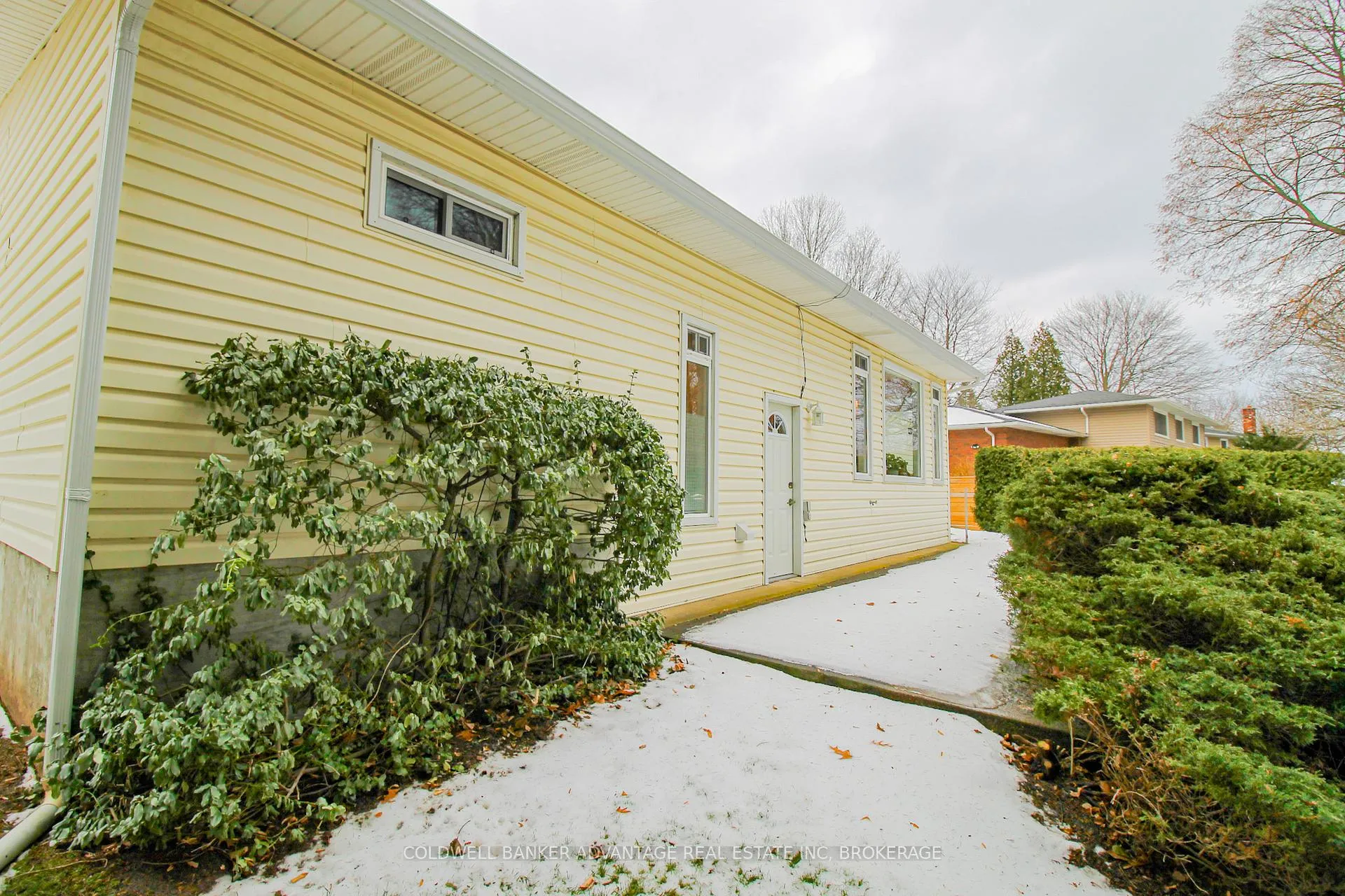 Photo 44 of 8 Bigelow Crescent, Pelham, Fonthill — HOMEH