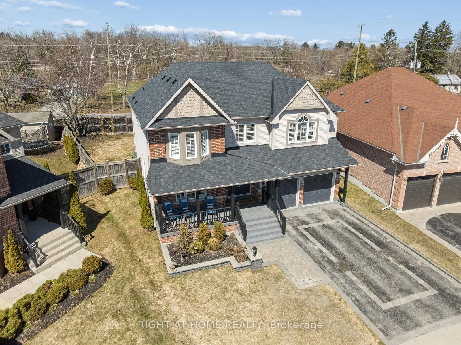 Photo 2 of 68 Jennings Drive, Clarington, Bowmanville — HOMEH