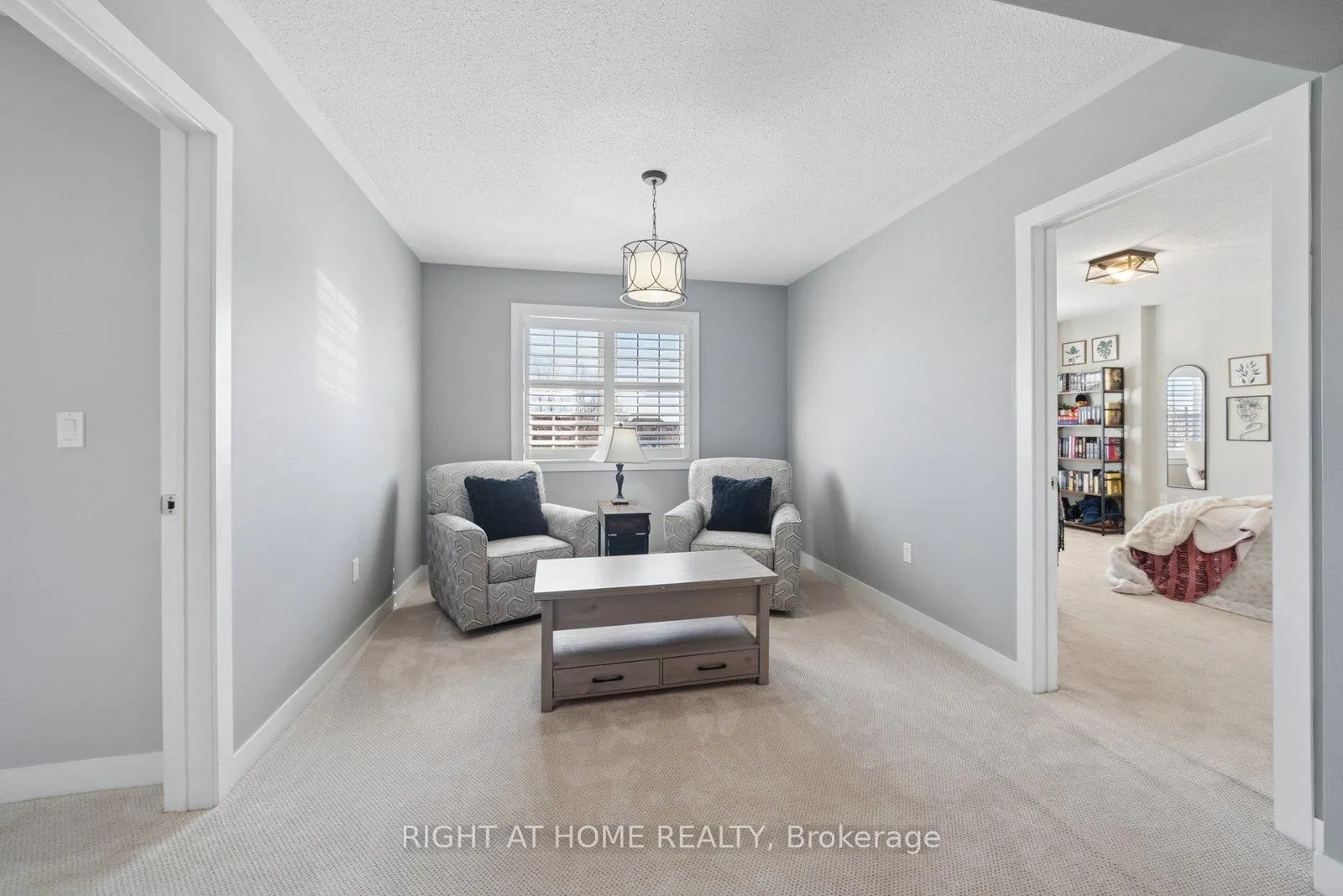 Photo 12 of 68 Jennings Drive, Clarington, Bowmanville — HOMEH