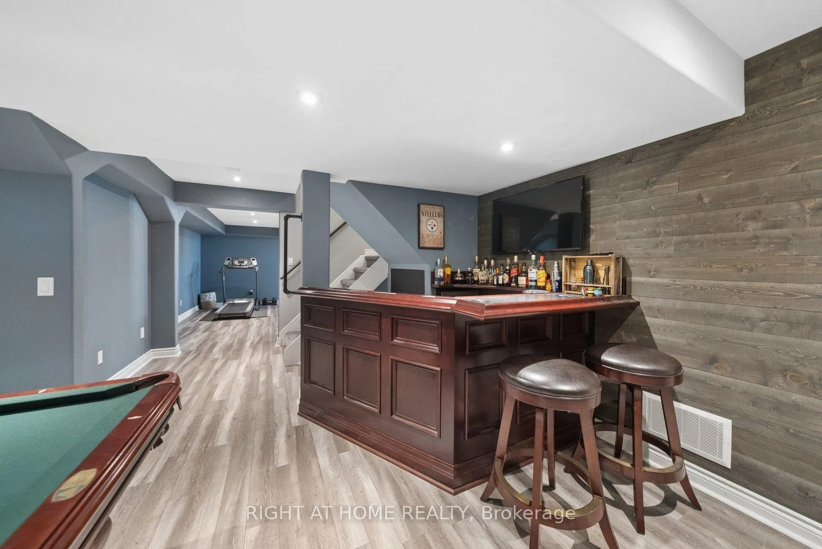 Photo 23 of 68 Jennings Drive, Clarington, Bowmanville — HOMEH