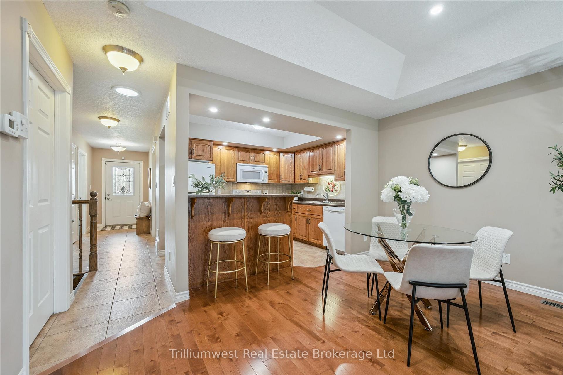 Photo 3 of 410 Catherine Street, North Huron, Wingham — HOMEH