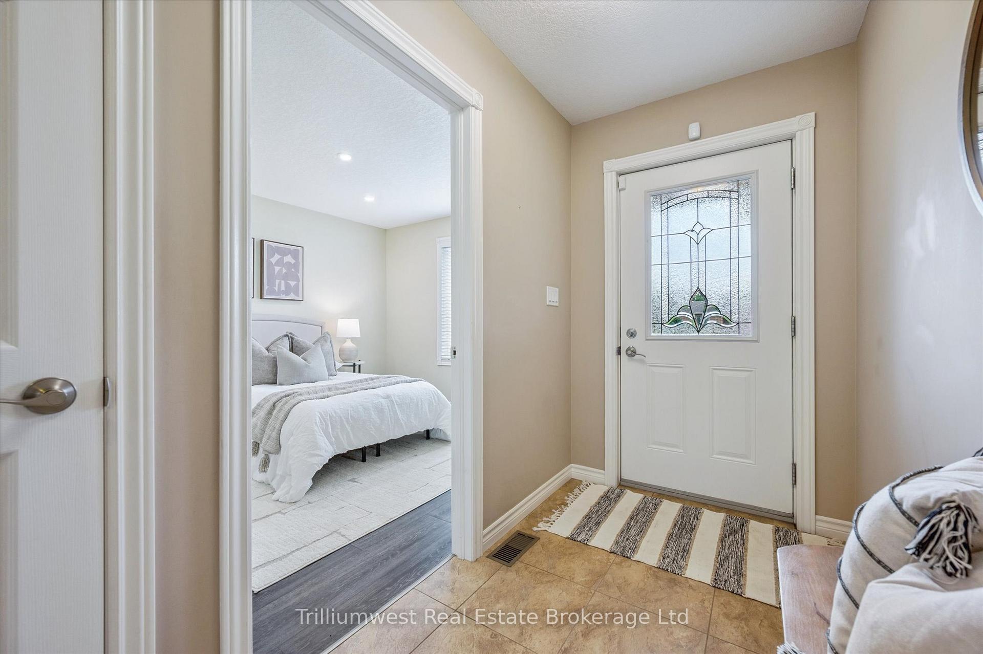 Photo 12 of 410 Catherine Street, North Huron, Wingham — HOMEH