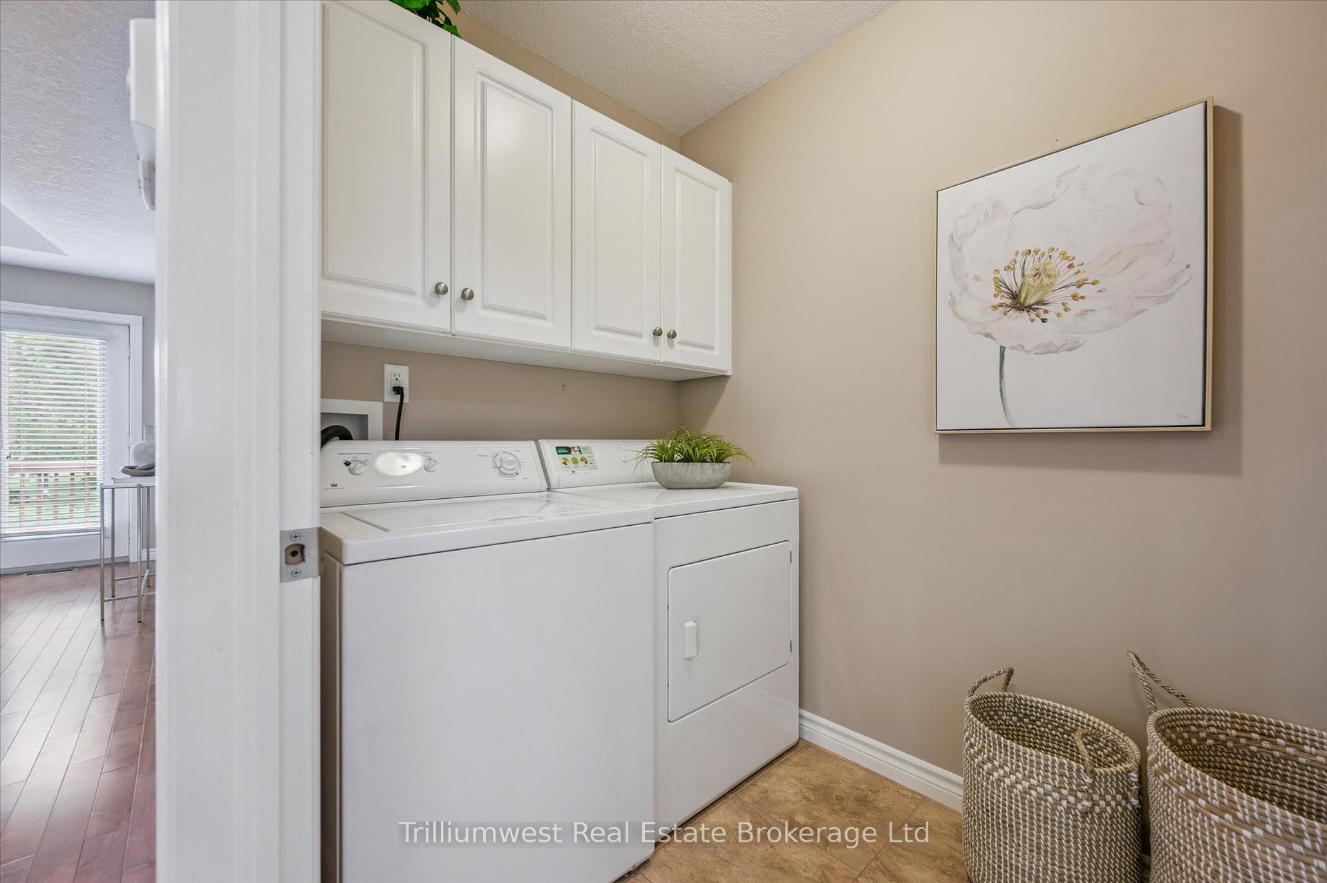 Photo 17 of 410 Catherine Street, North Huron, Wingham — HOMEH