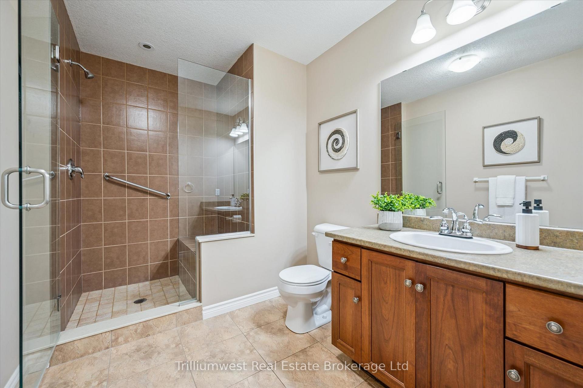 Photo 20 of 410 Catherine Street, North Huron, Wingham — HOMEH
