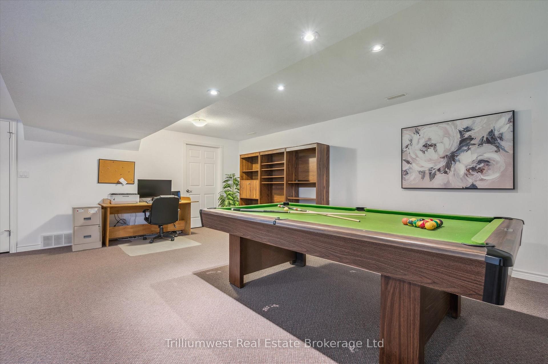 Photo 24 of 410 Catherine Street, North Huron, Wingham — HOMEH