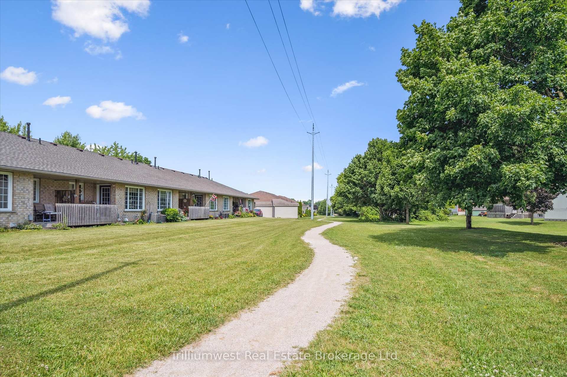 Photo 31 of 410 Catherine Street, North Huron, Wingham — HOMEH