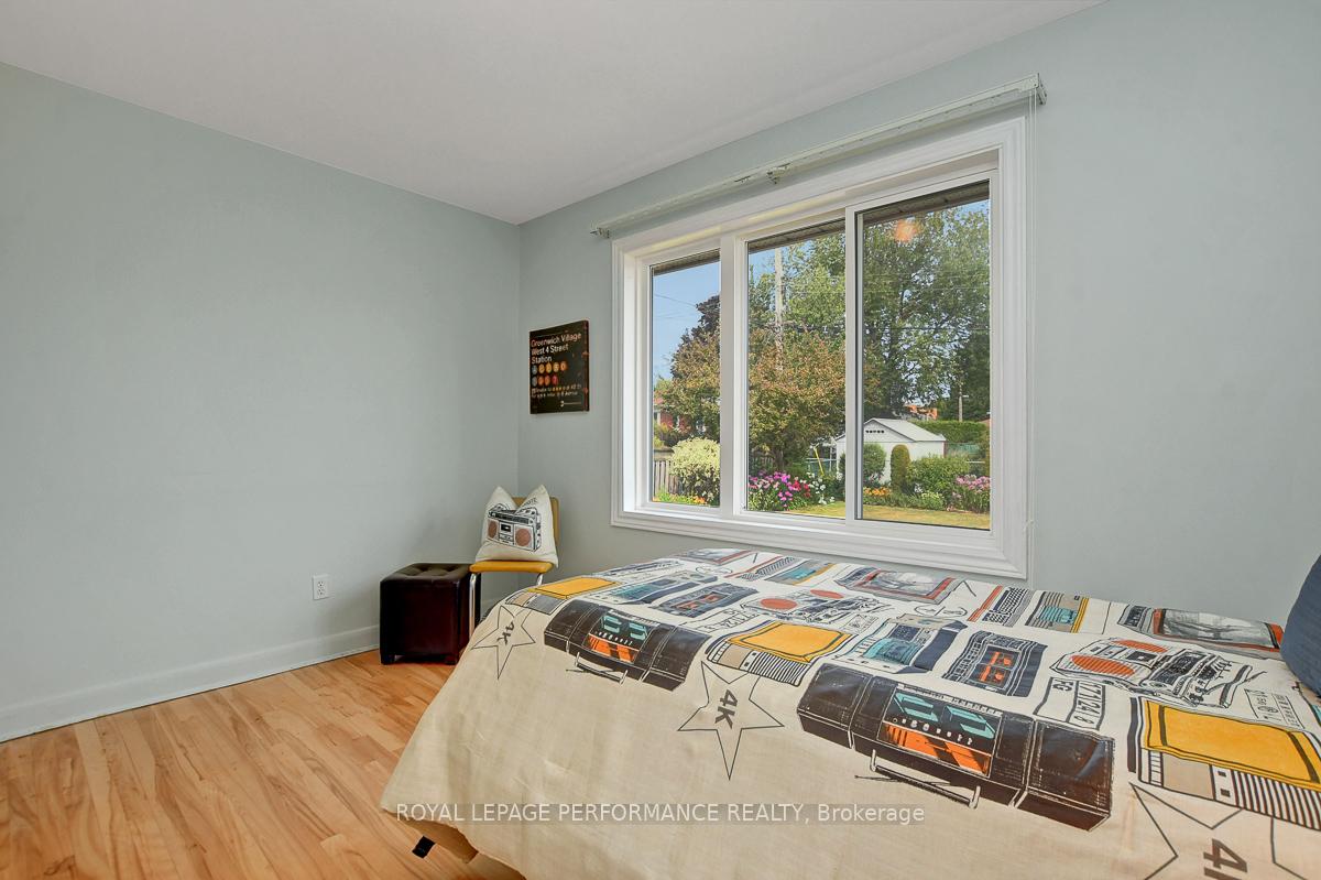 Photo 20 of 617 Gardenvale Road, Ottawa, Castle Heights/Rideau High — HOMEH