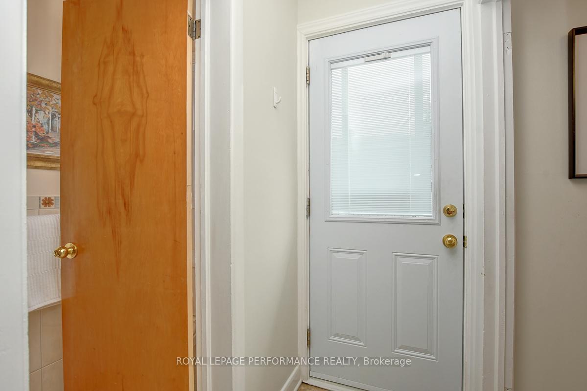 Photo 24 of 617 Gardenvale Road, Ottawa, Castle Heights/Rideau High — HOMEH