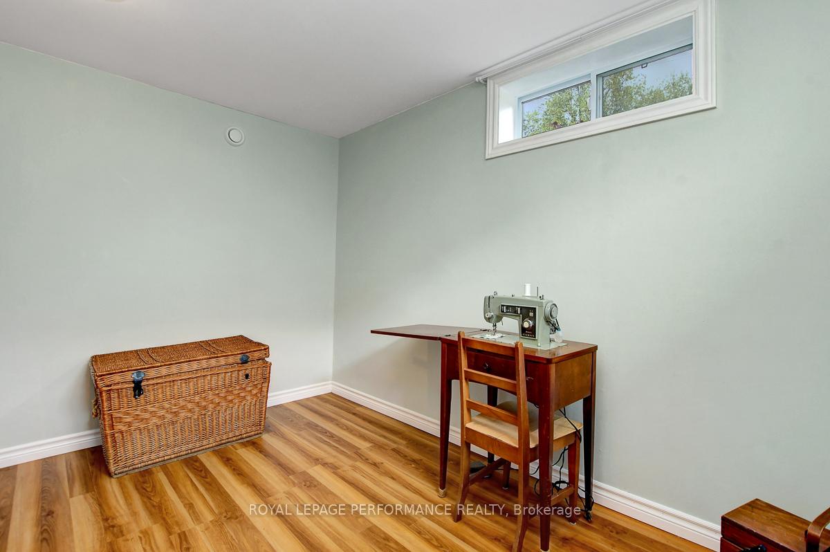 Photo 34 of 617 Gardenvale Road, Ottawa, Castle Heights/Rideau High — HOMEH