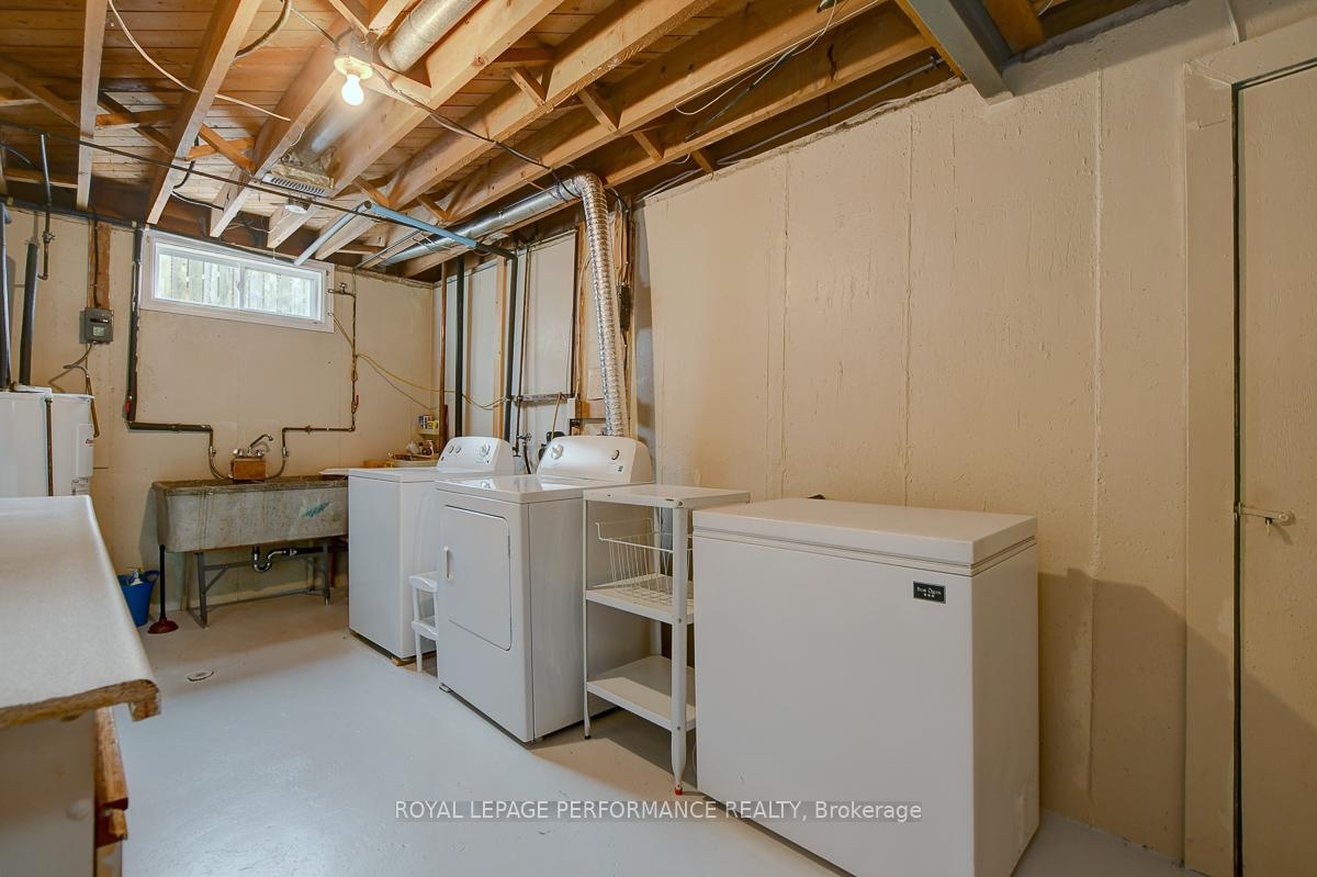 Photo 35 of 617 Gardenvale Road, Ottawa, Castle Heights/Rideau High — HOMEH