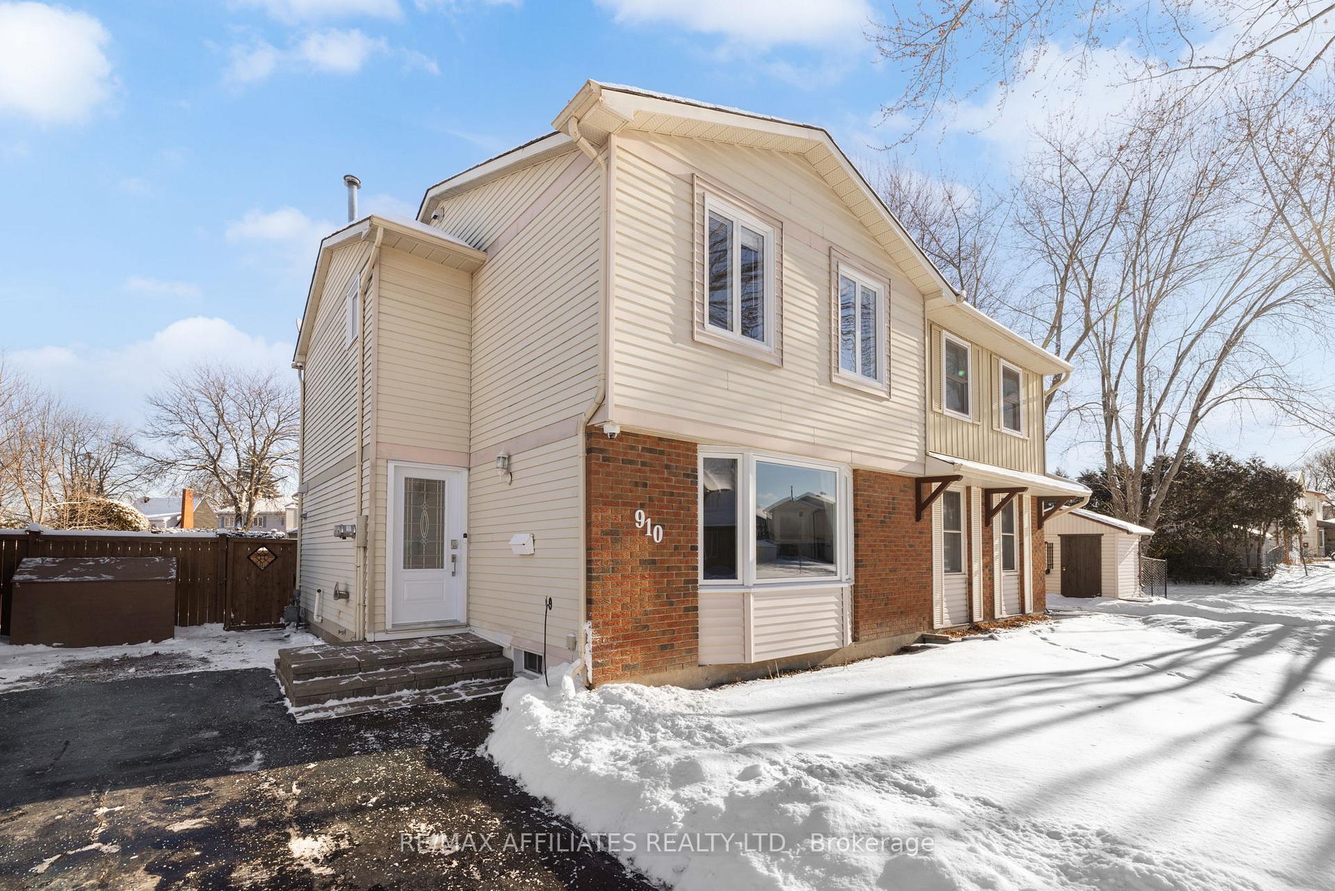 Photo 1 of 910 Borland Drive, Ottawa, Chatelaine Village — HOMEH