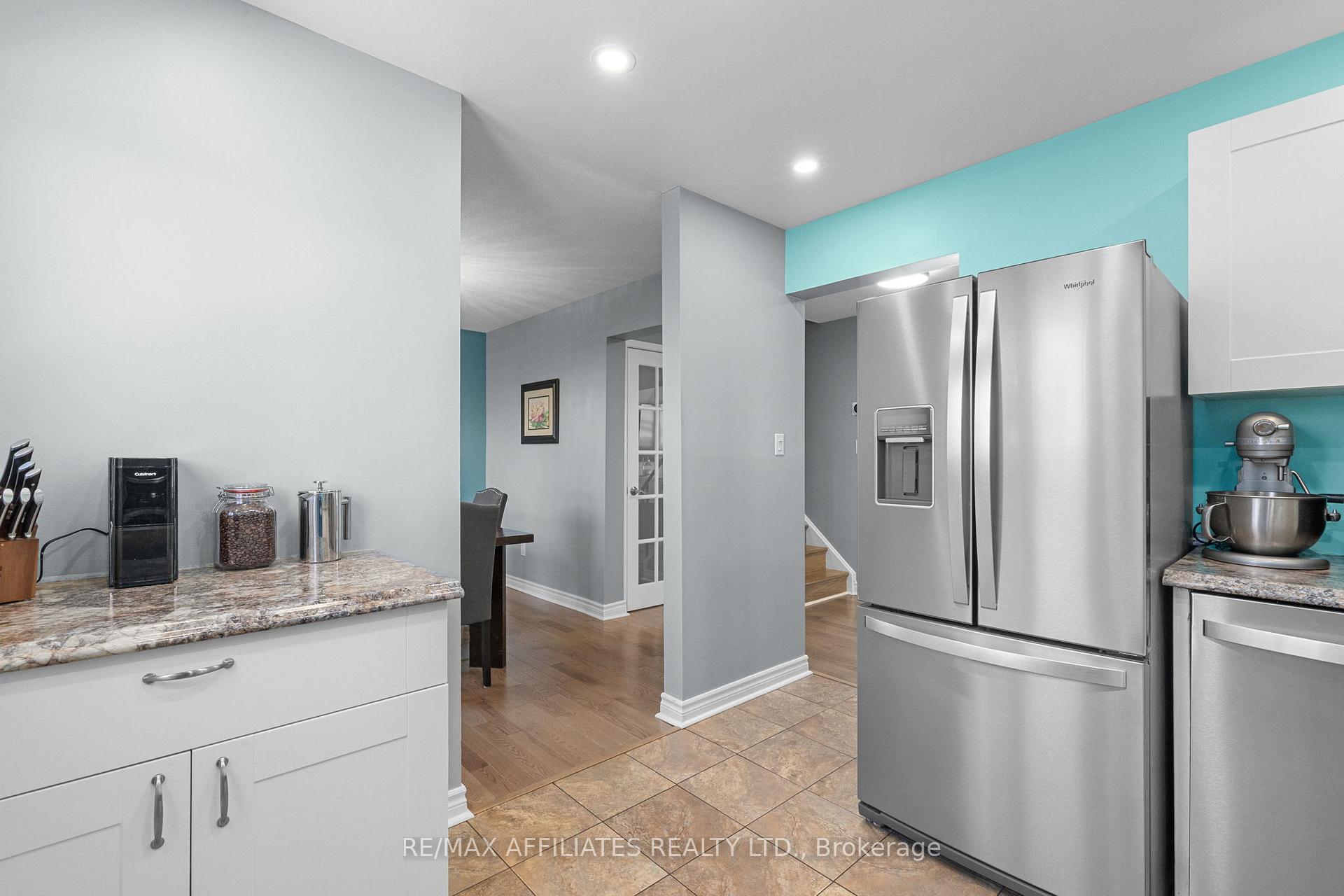Photo 20 of 910 Borland Drive, Ottawa, Chatelaine Village — HOMEH