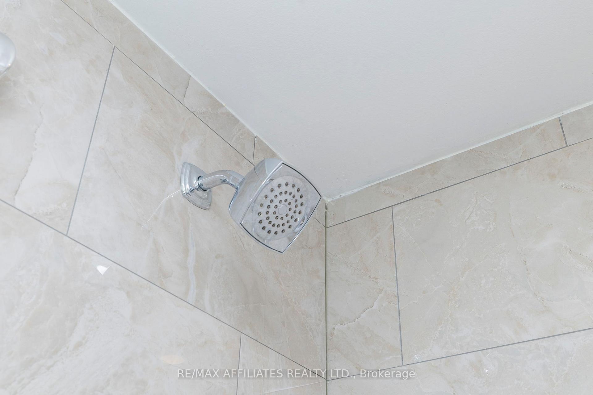 Photo 32 of 910 Borland Drive, Ottawa, Chatelaine Village — HOMEH