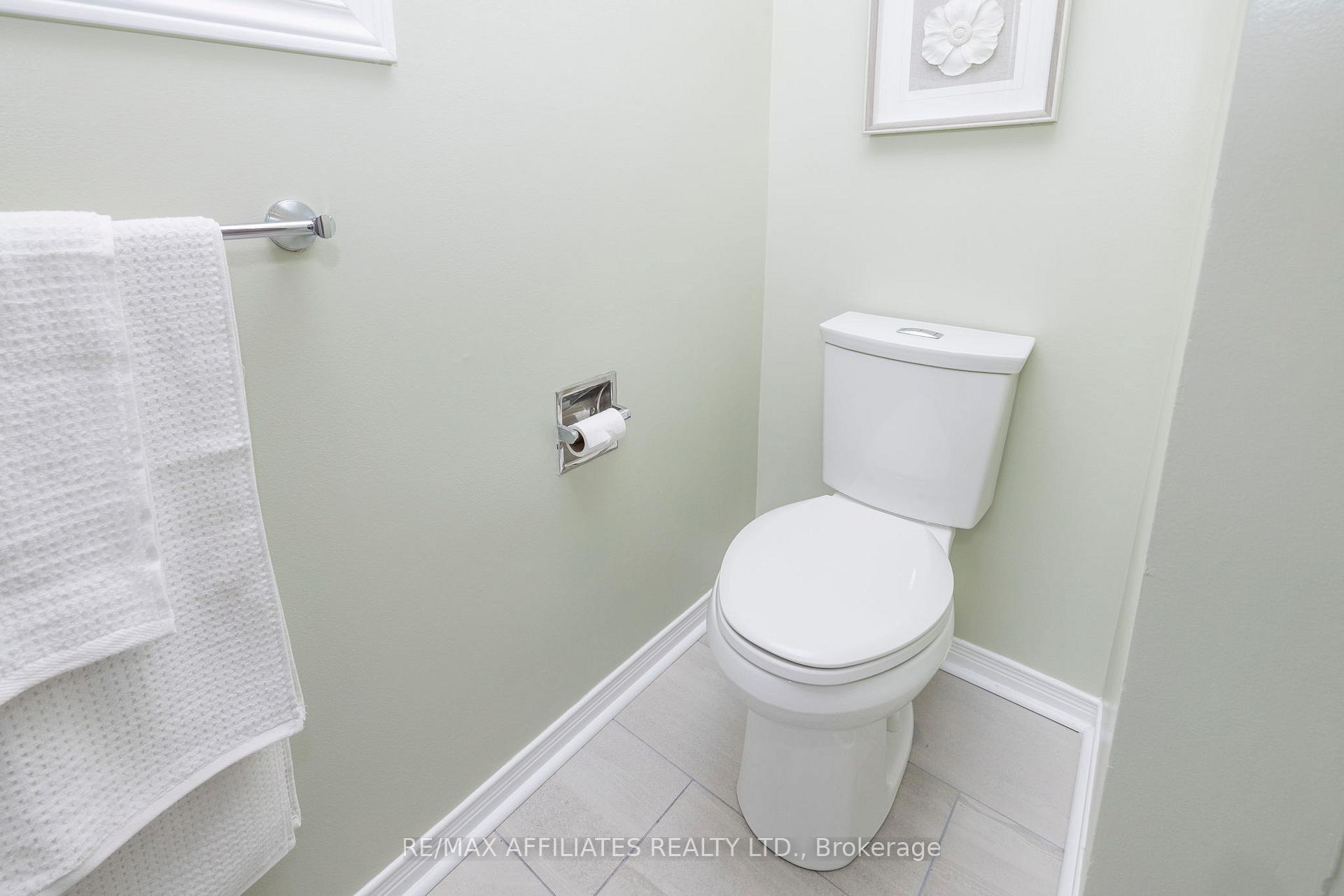 Photo 34 of 910 Borland Drive, Ottawa, Chatelaine Village — HOMEH