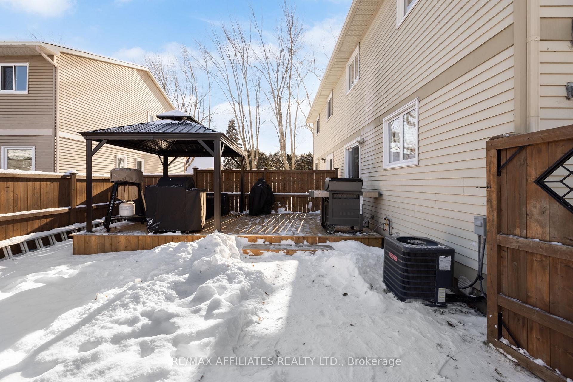 Photo 44 of 910 Borland Drive, Ottawa, Chatelaine Village — HOMEH