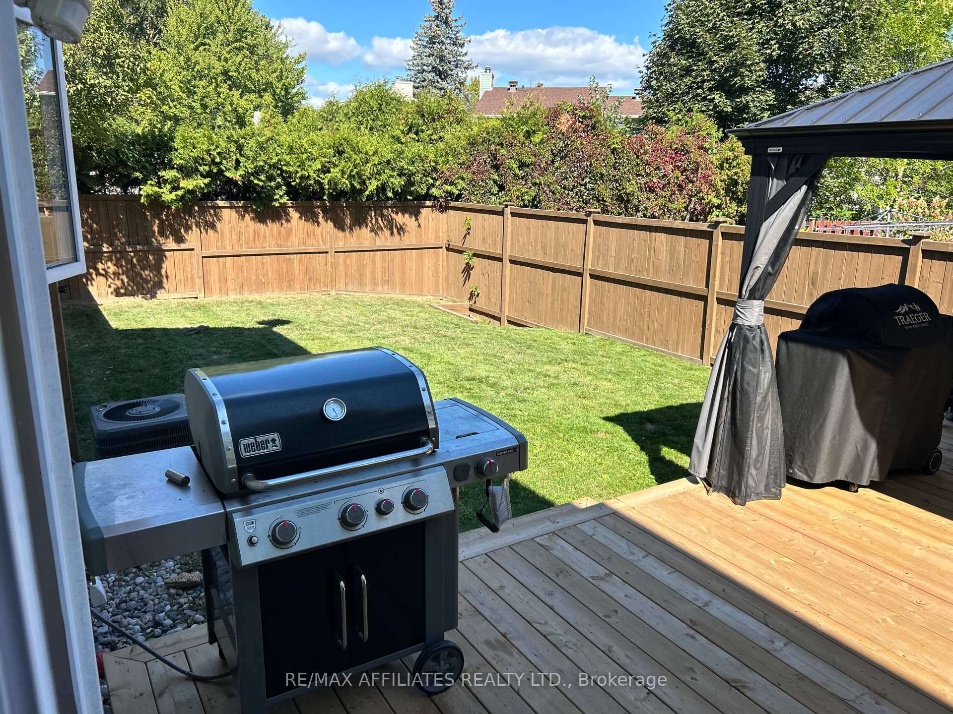 Photo 46 of 910 Borland Drive, Ottawa, Chatelaine Village — HOMEH