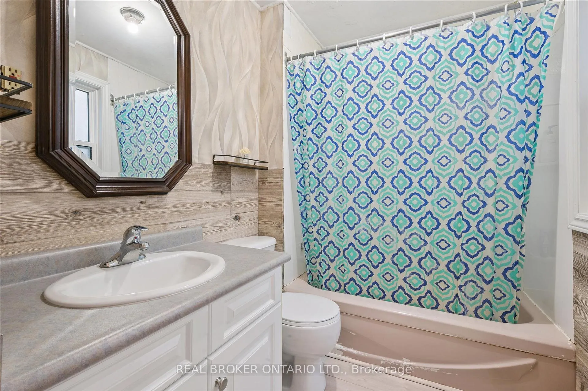 Photo 15 of 429 Clayton Street, North Perth, Listowel — HOMEH